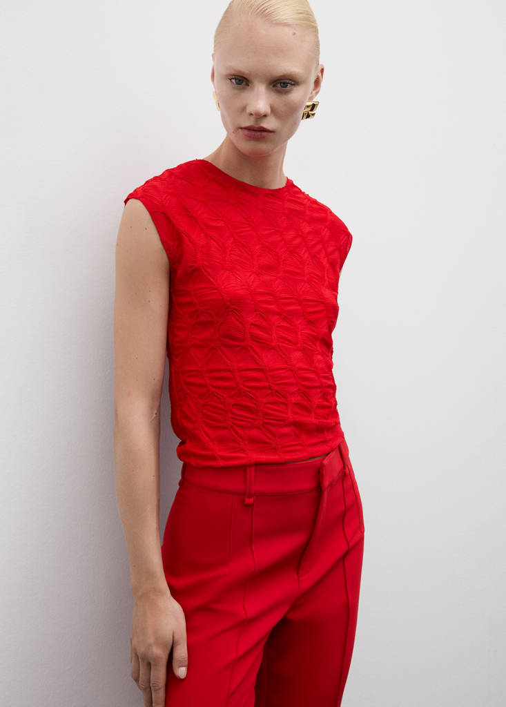 Textured short-sleeved t-shirt — Red