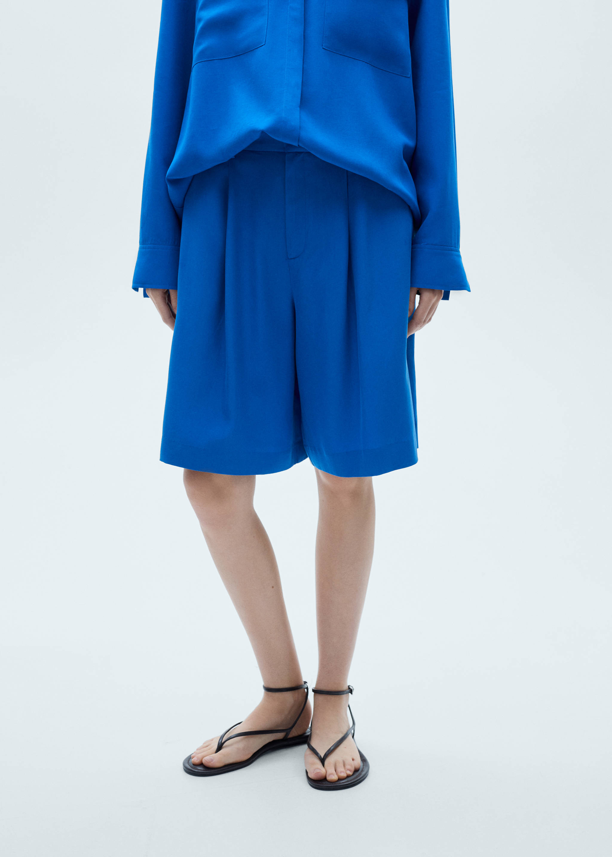 Lyocell pleated bermuda shorts - Medium plane