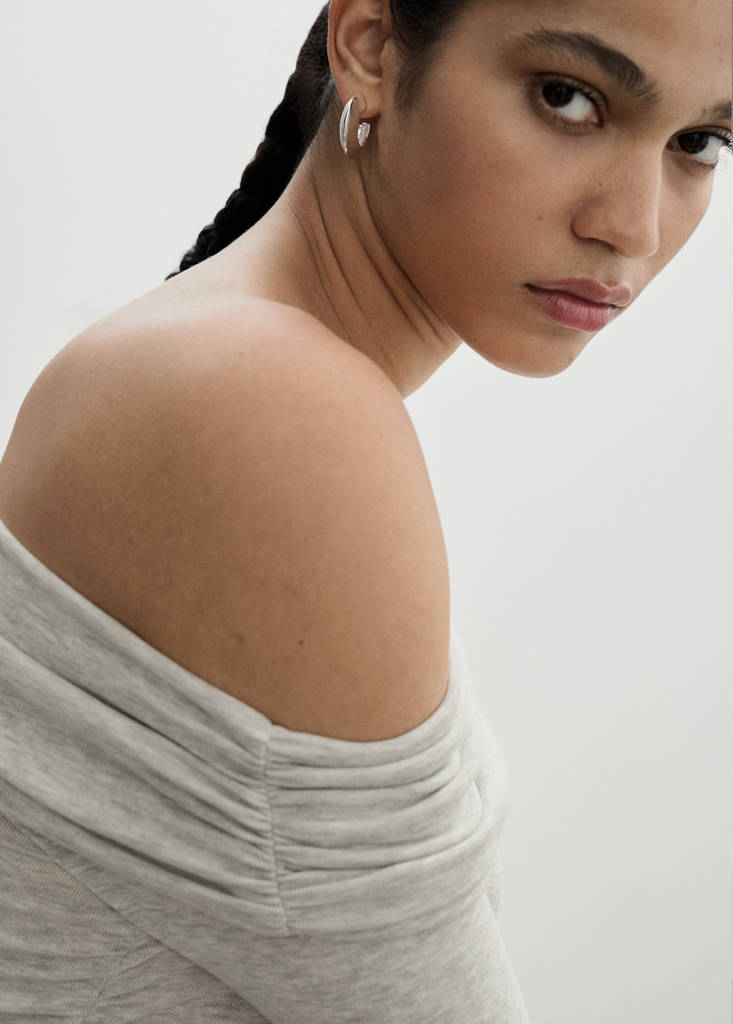 Off shoulders T-shirt — Grey