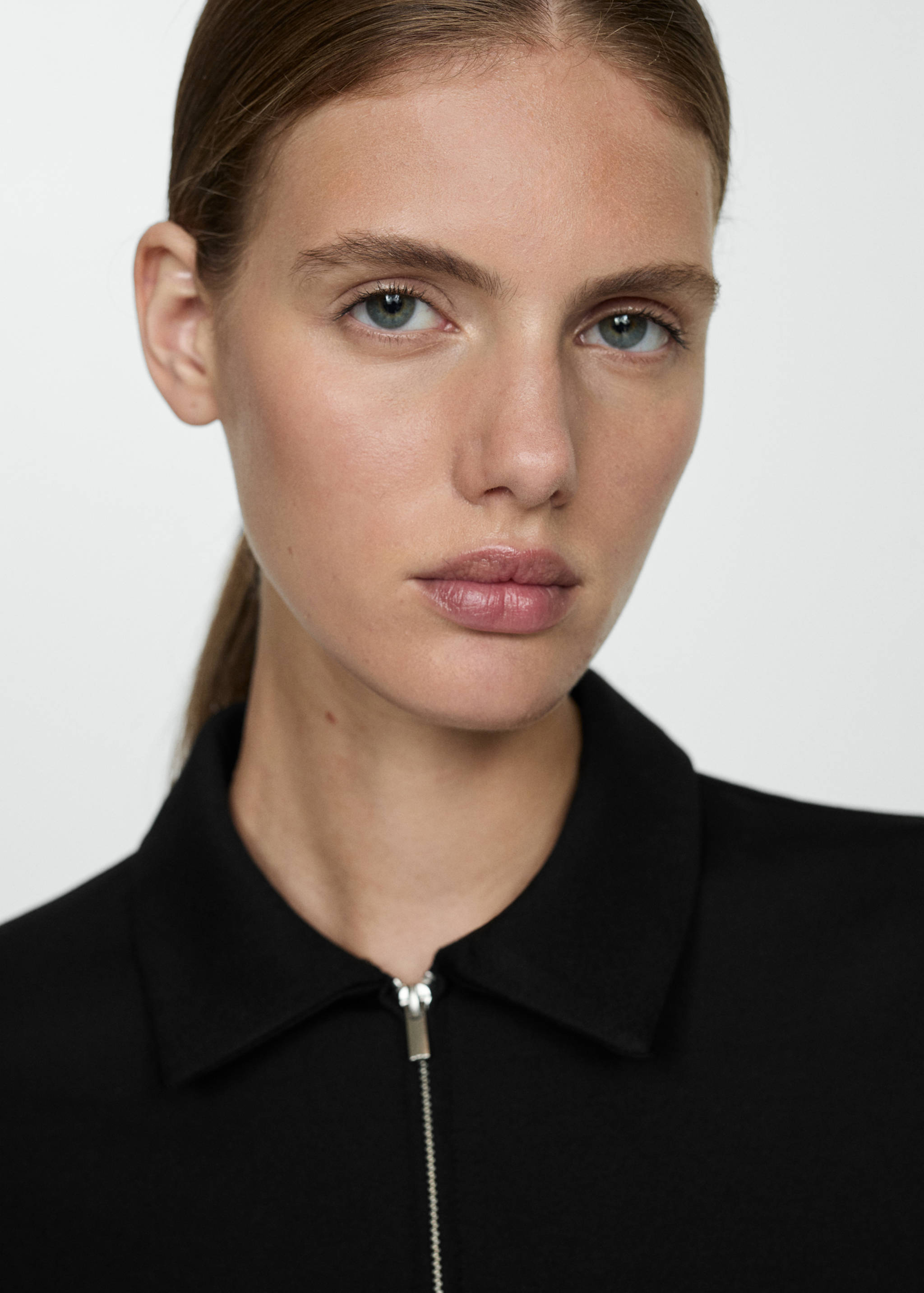 Polo-neck dress with pockets - Details of the article 1