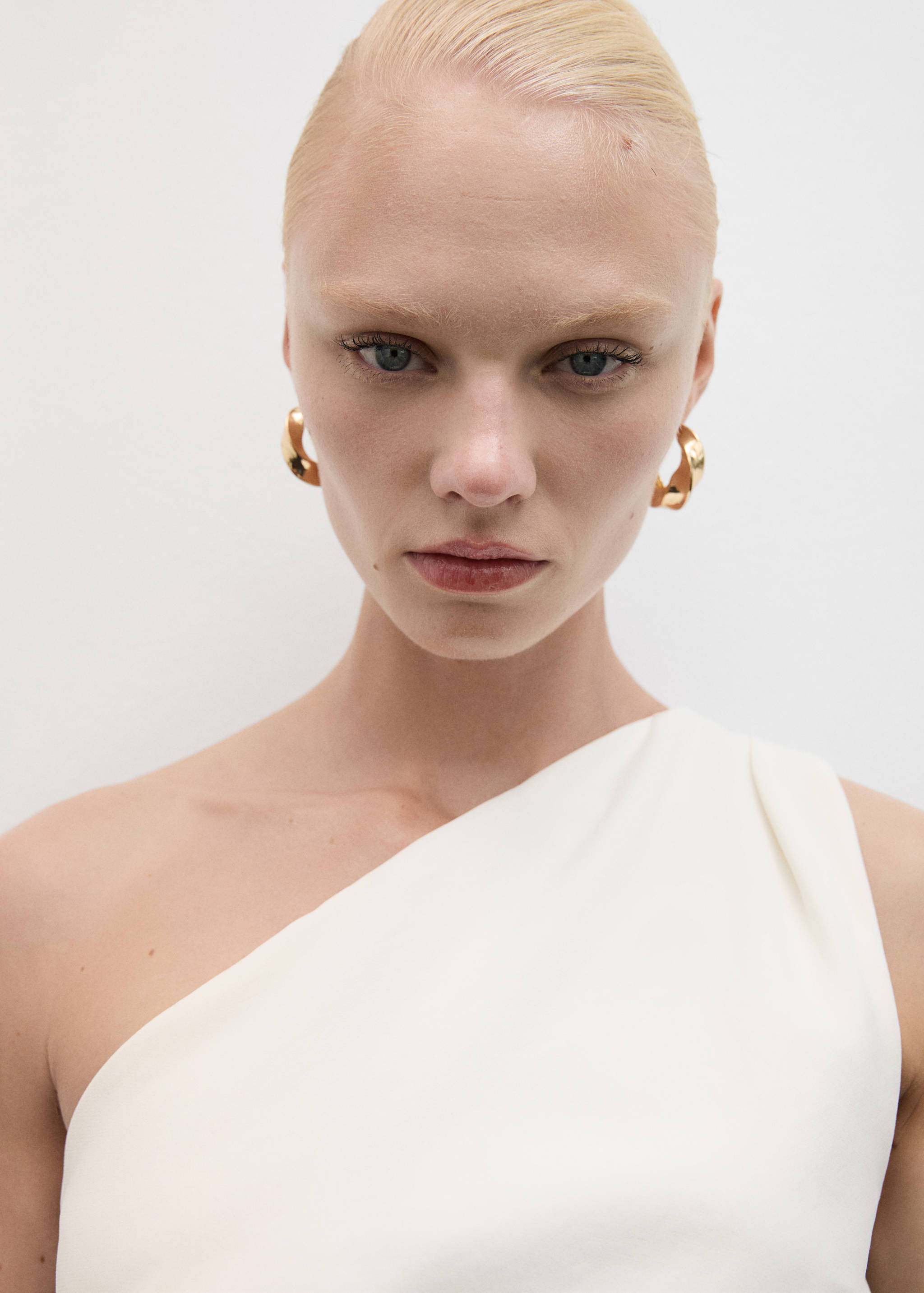 Asymmetrical jumpsuit with draped detail - Details of the article 1