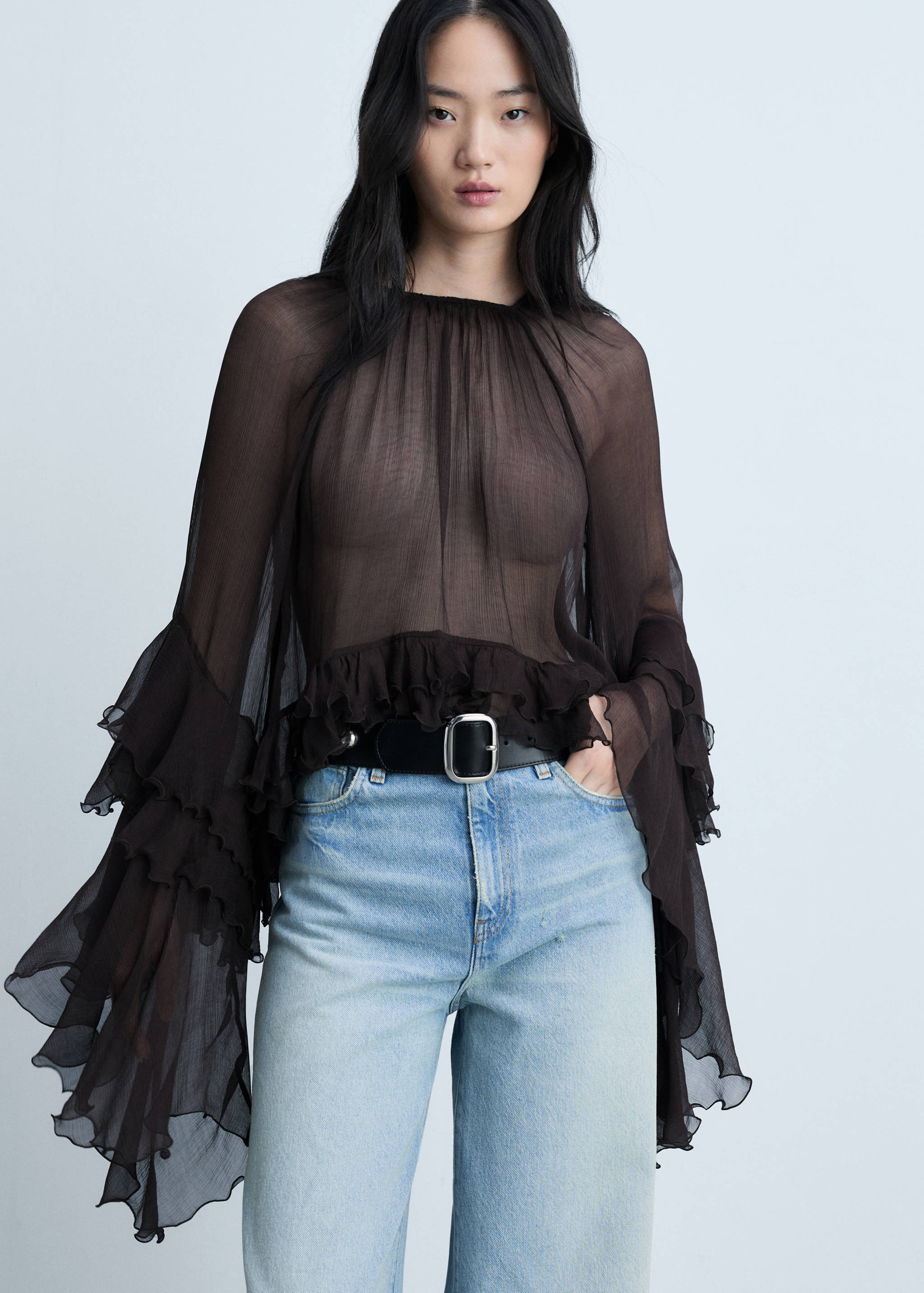 Studded belt - General plane