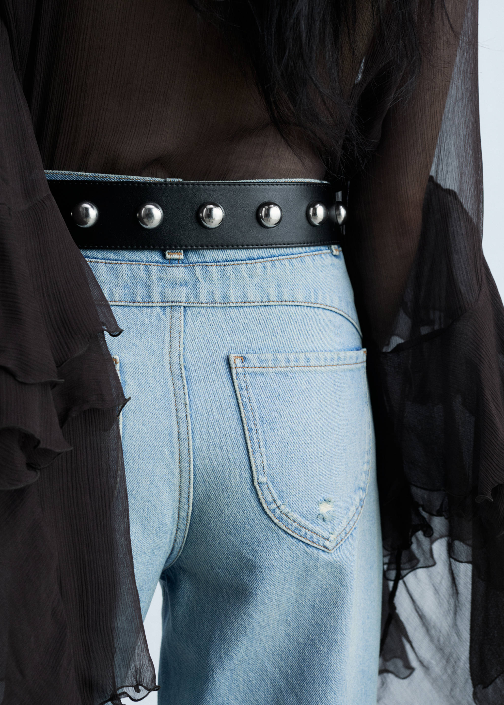 Studded belt - Details of the article 9