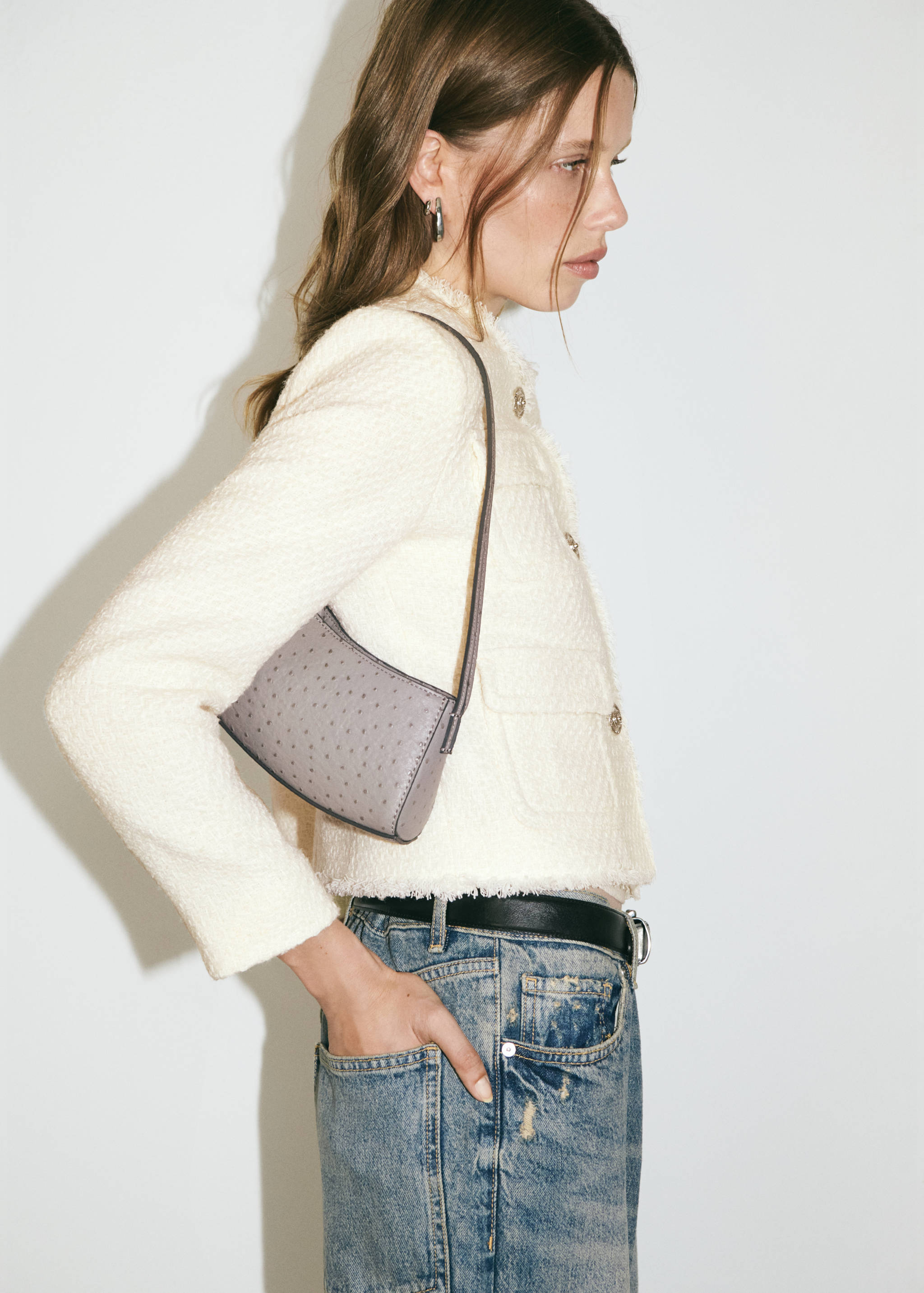 Pocket tweed jacket - Details of the article 9, Ecru. Ref: 77074067-00.