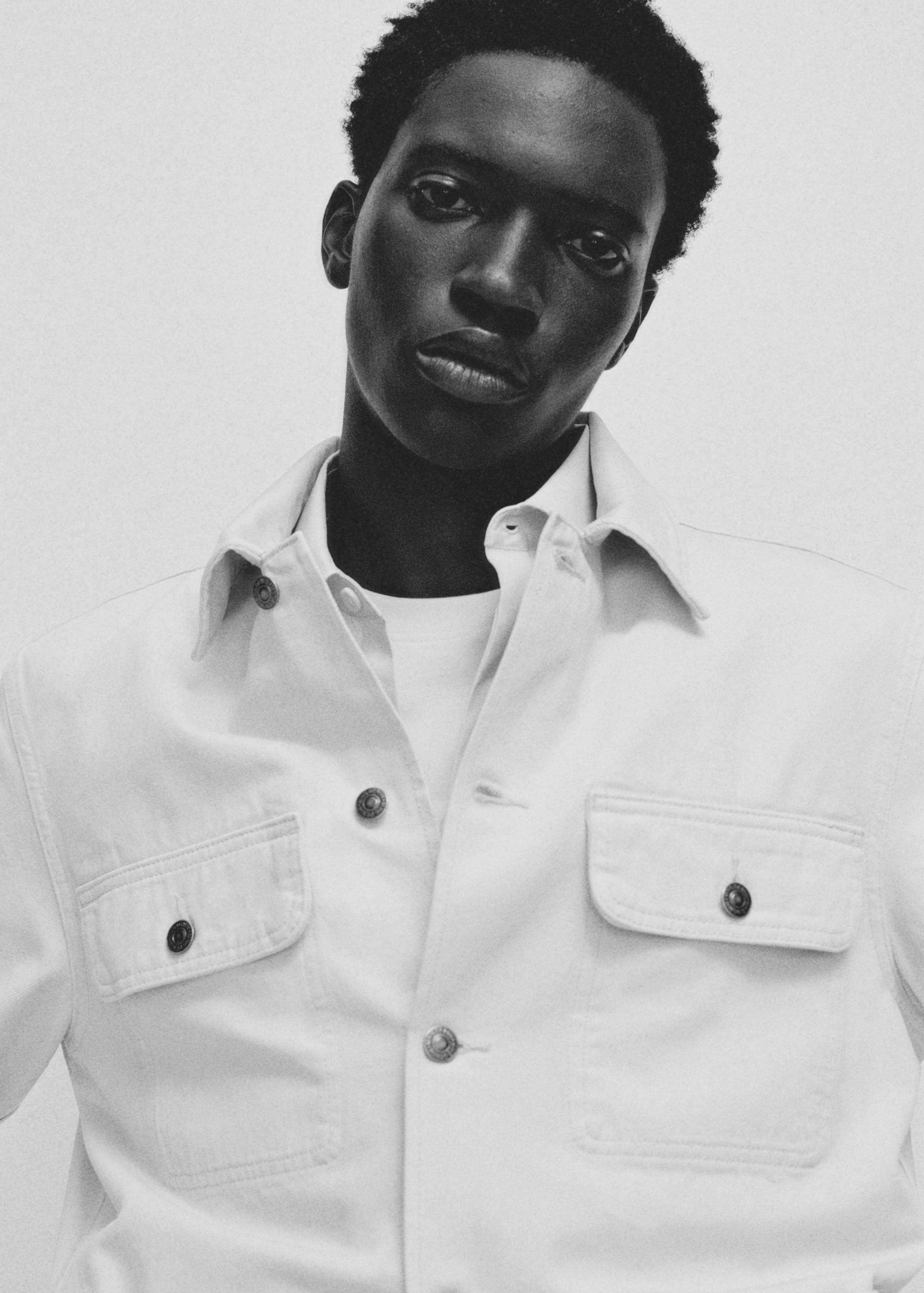 Sobrecamisa vaquera bolsillos - Detalle del artículo 5