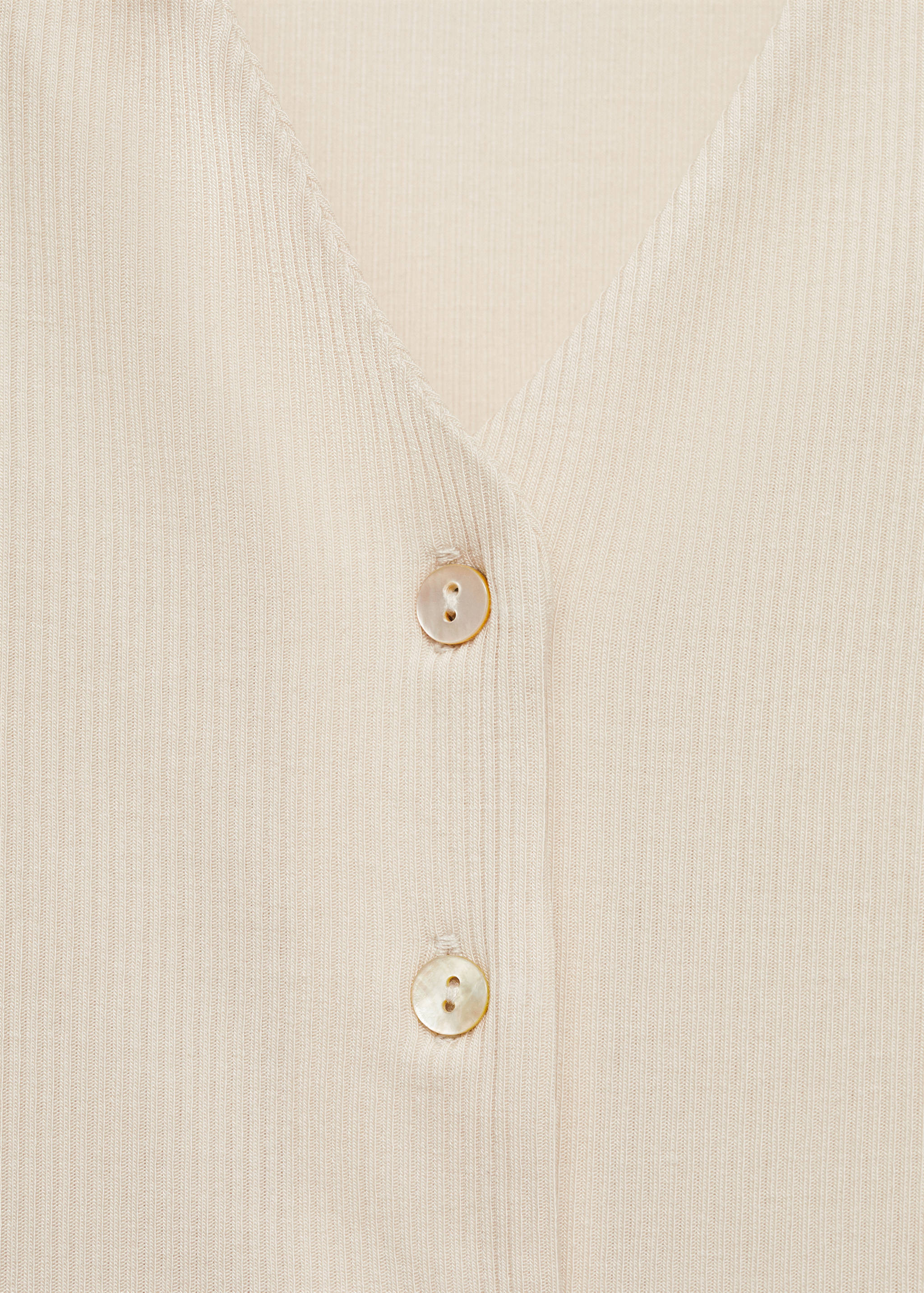 Buttoned lyocell t-shirt - Details of the article 8
