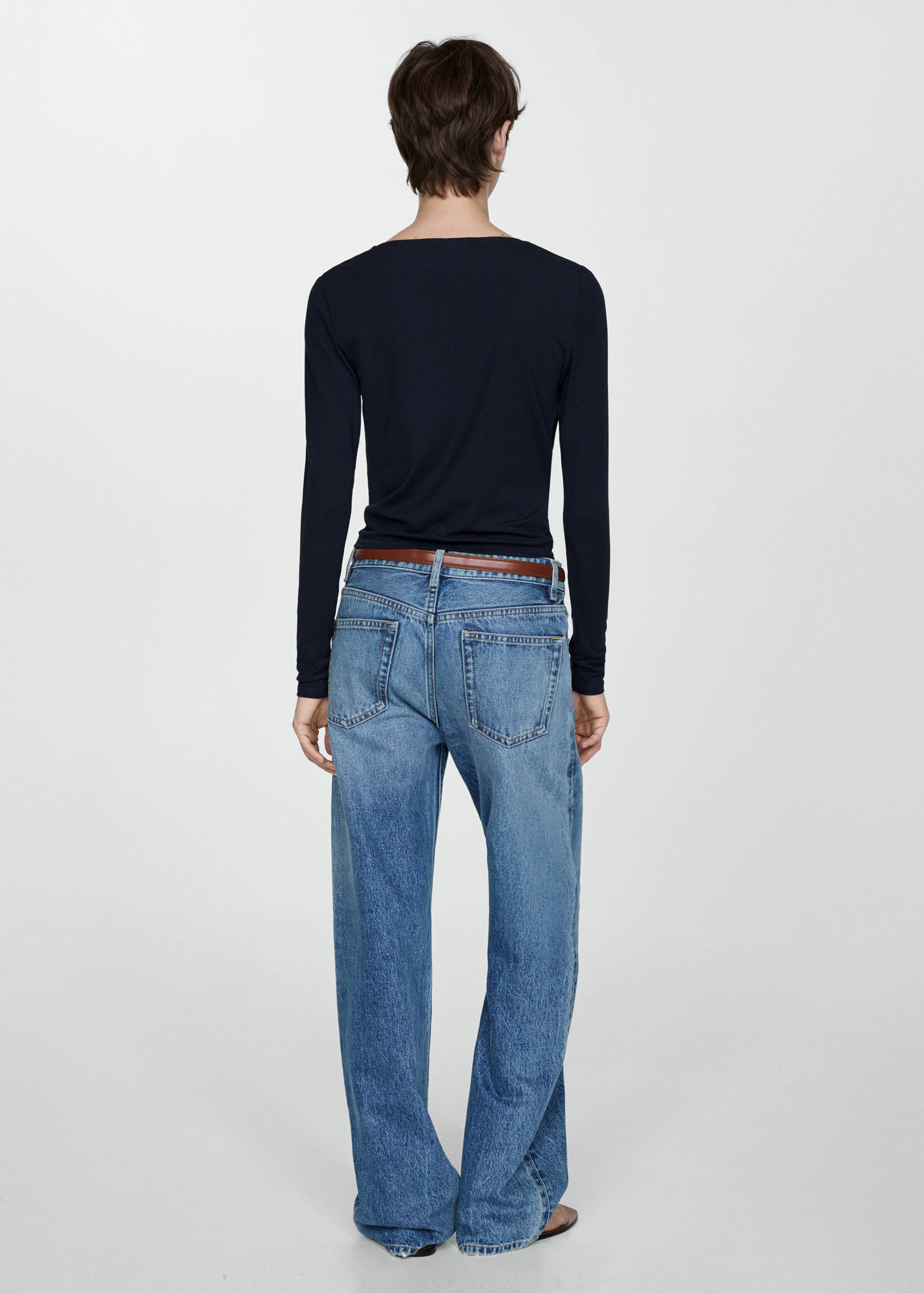 Buttoned lyocell t-shirt - Reverse of the article