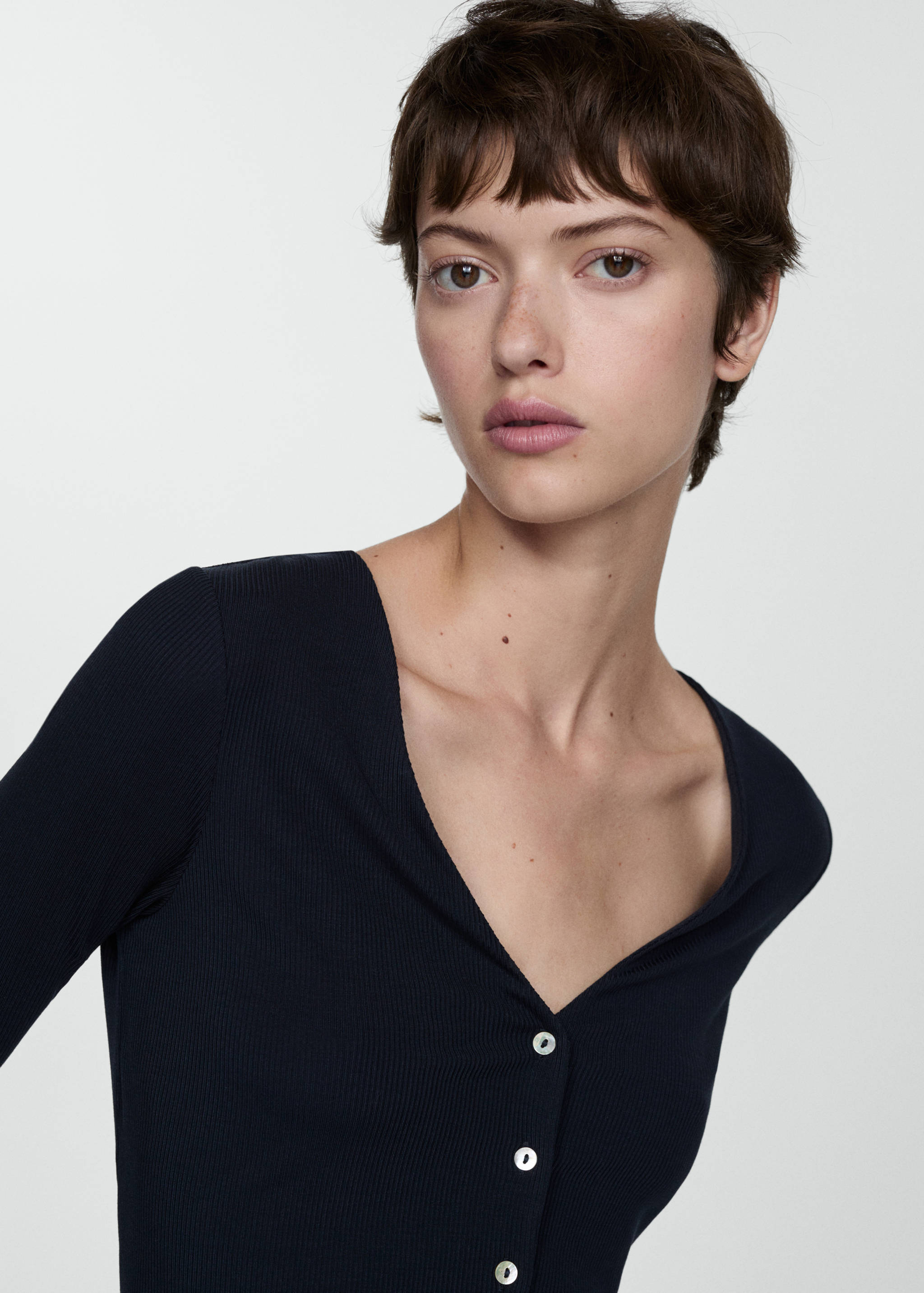 Buttoned lyocell t-shirt - Details of the article 1