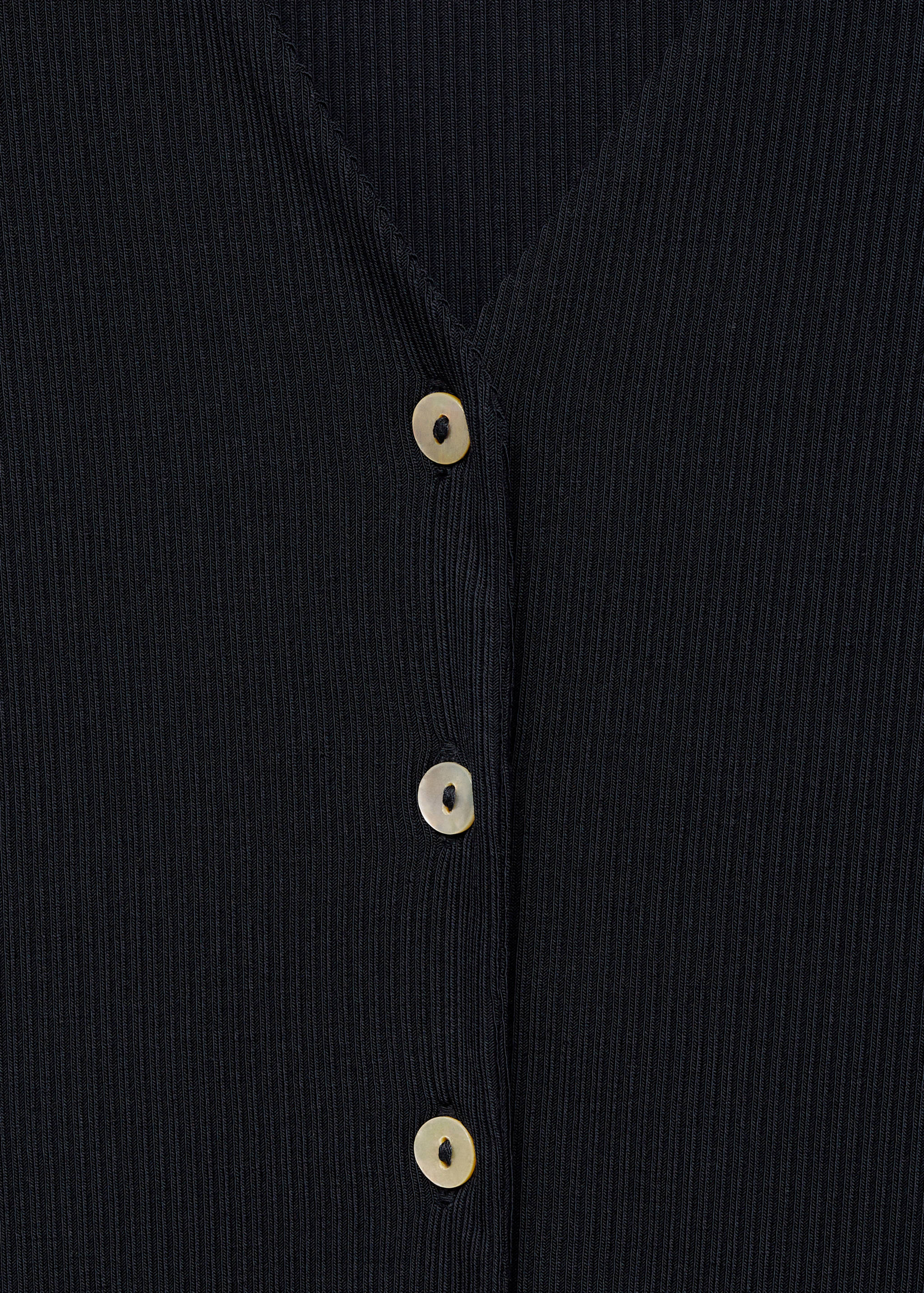 Buttoned lyocell t-shirt - Details of the article 8