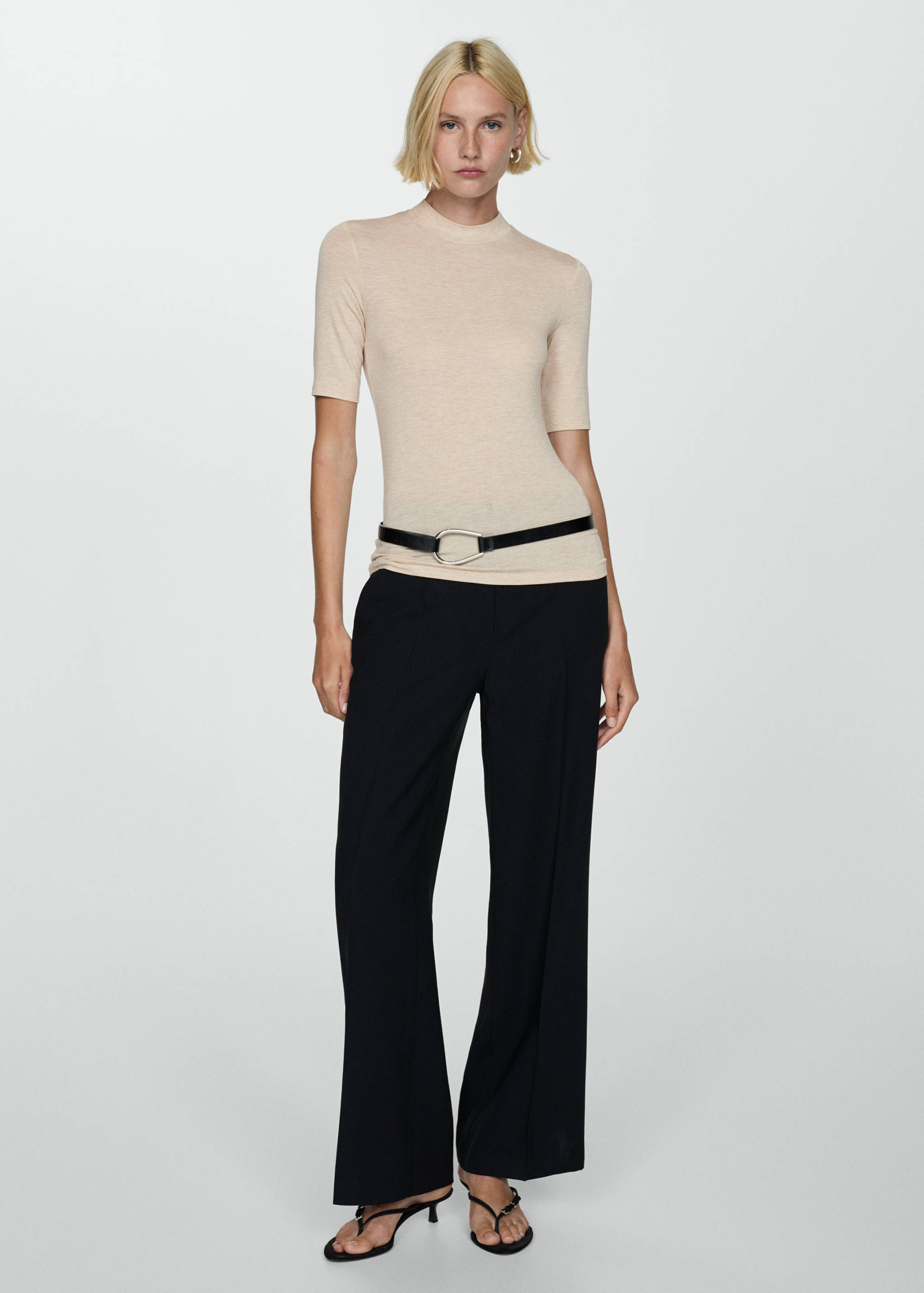 Short sleeve knitted t-shirt - General plane