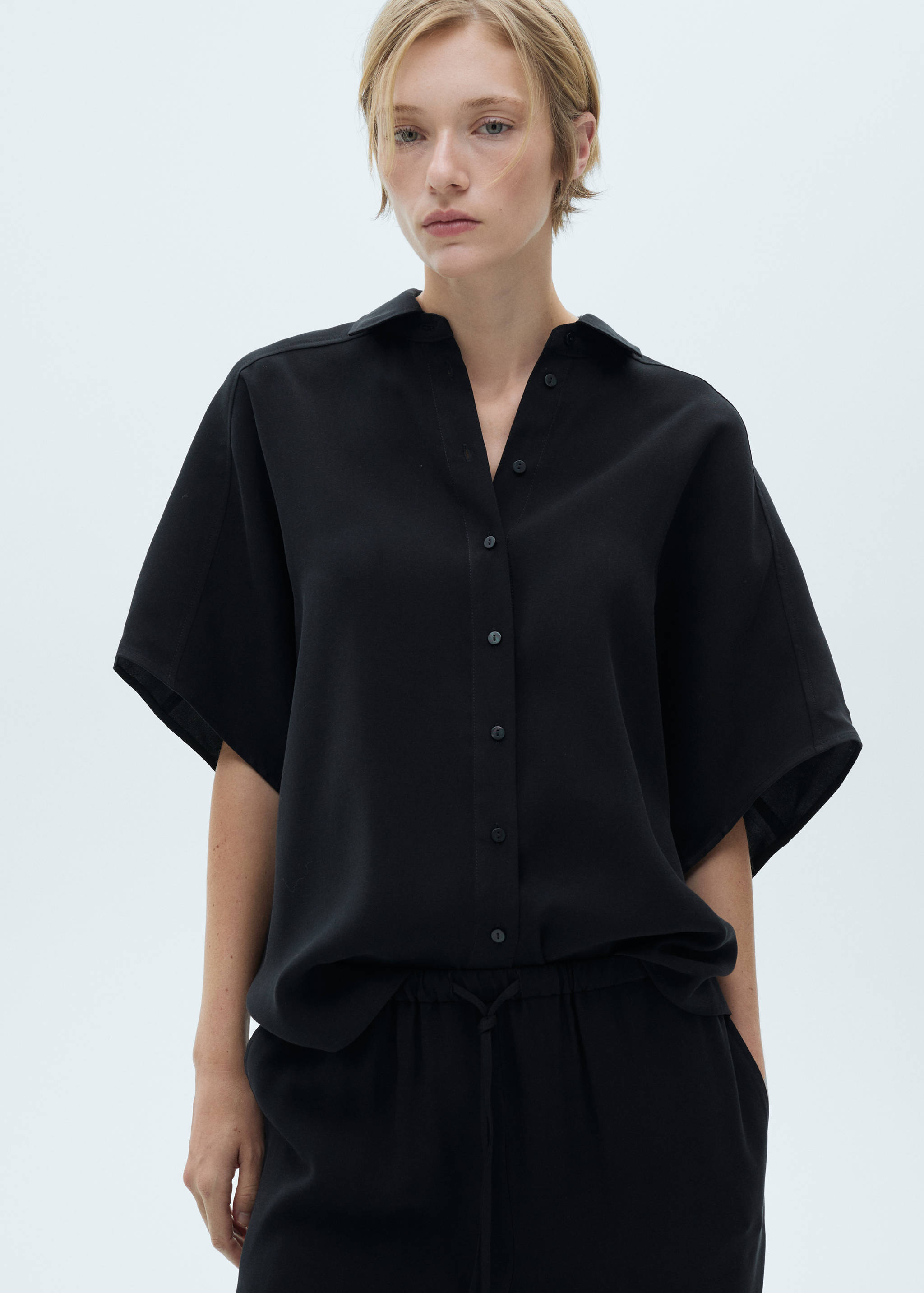 Прямые брюки из струящейся ткани - Деталь изделия 1