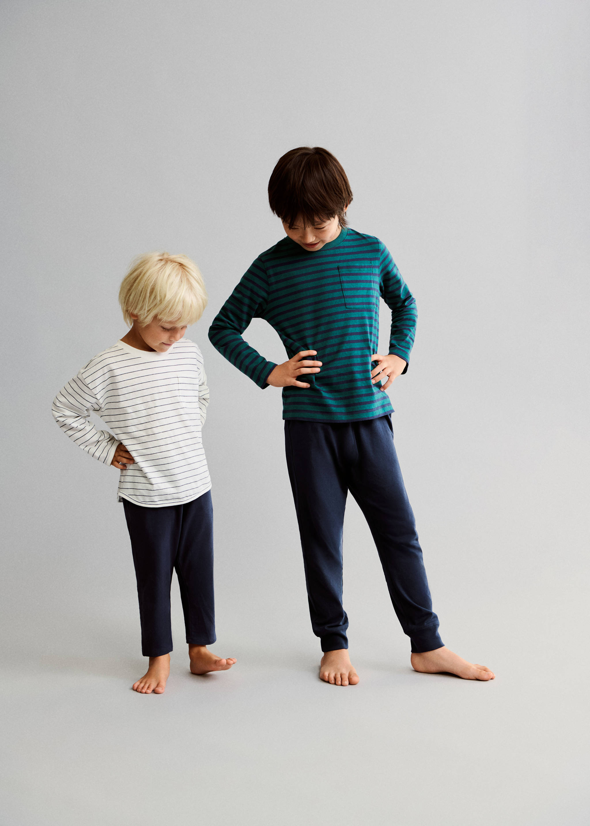 Striped long pyjamas - Details of the article 5