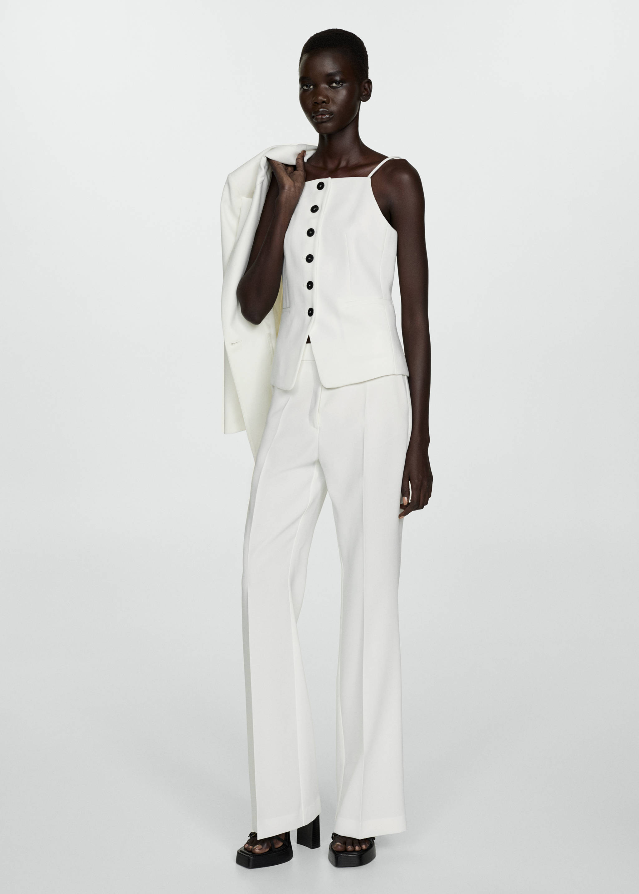 Halter-neck gilet with buttons - General plane