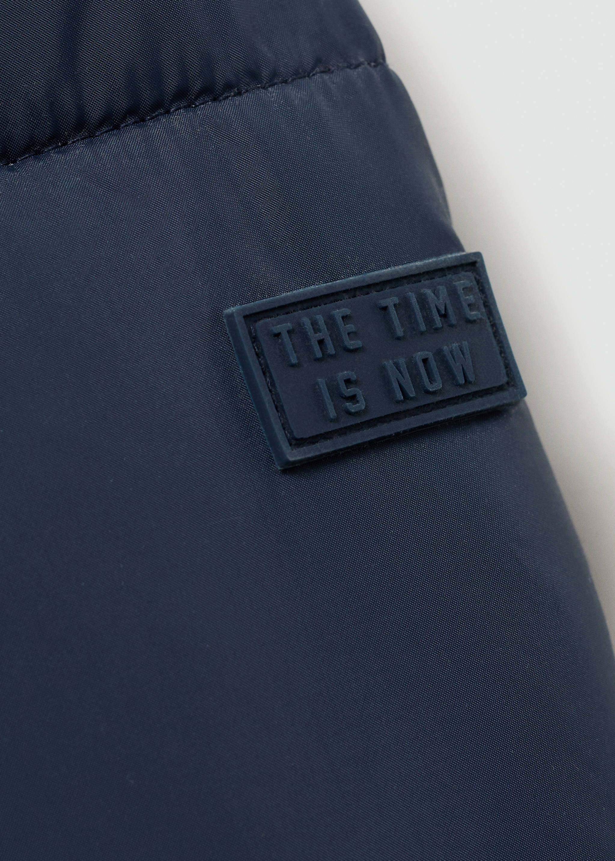 Quilted long coat - Details of the article 8