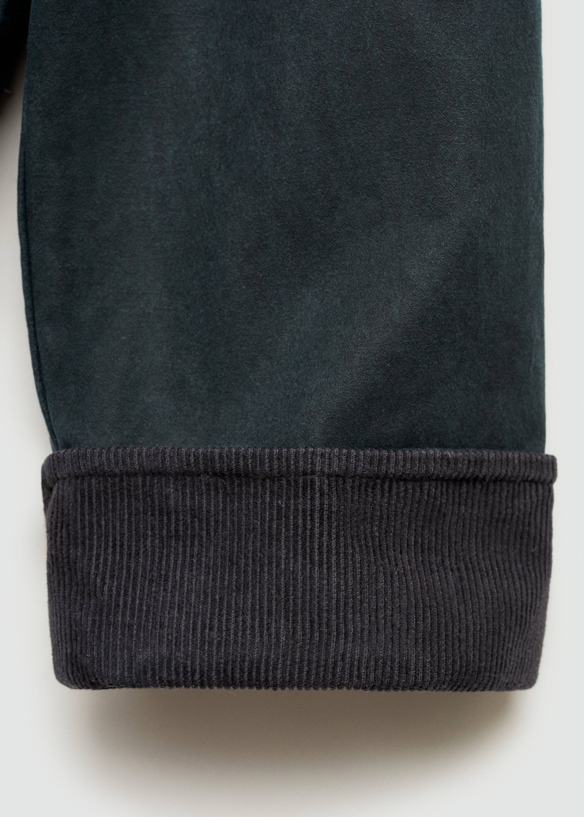 Waxed-effect short parka - Details of the article 0