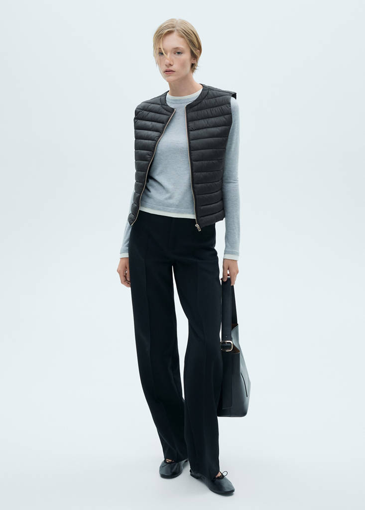 Quilted gilet — Black