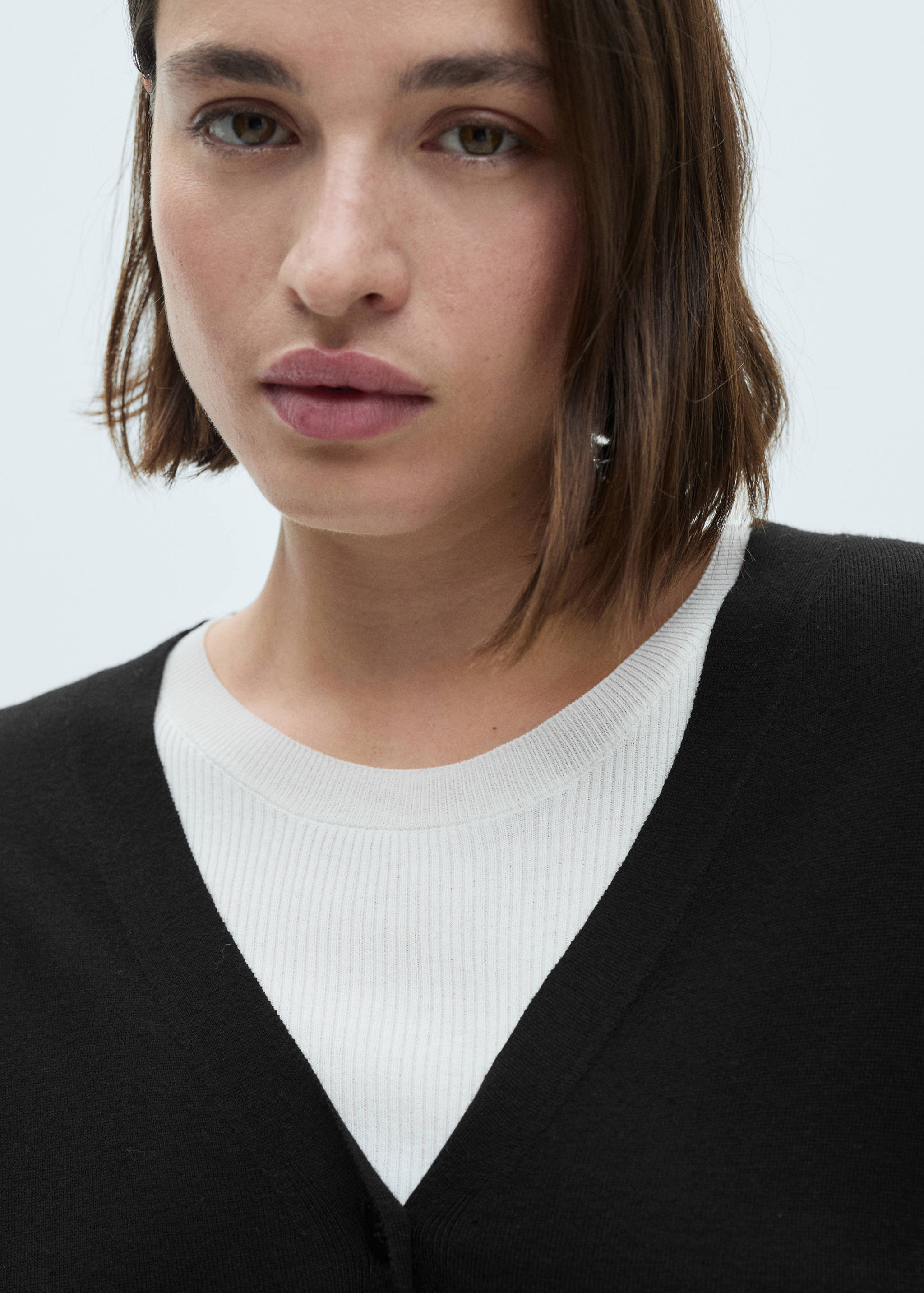 Button knit cardigan - Details of the article 4