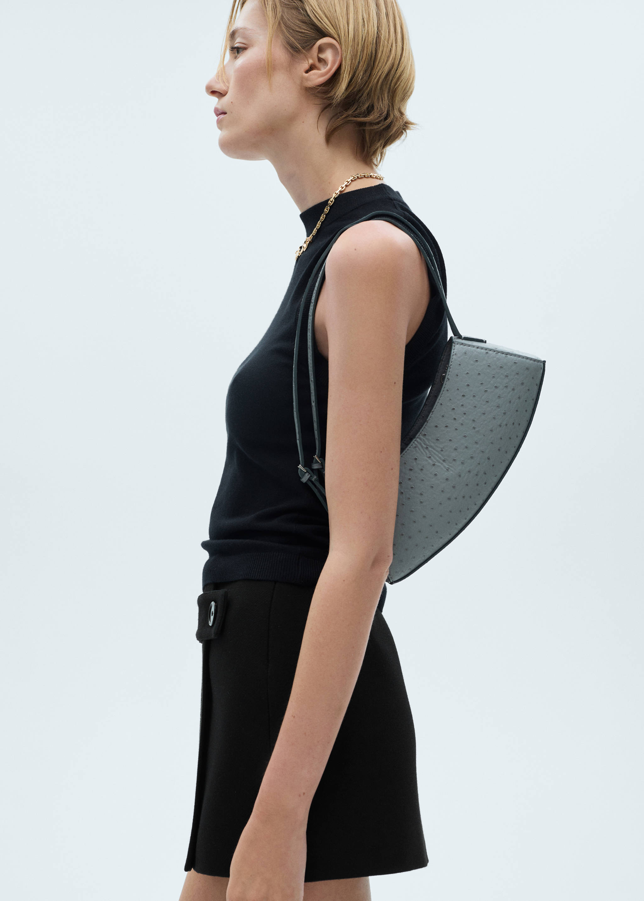 تنورة قصيرة بأزرار - تفاصيل المنتج 1