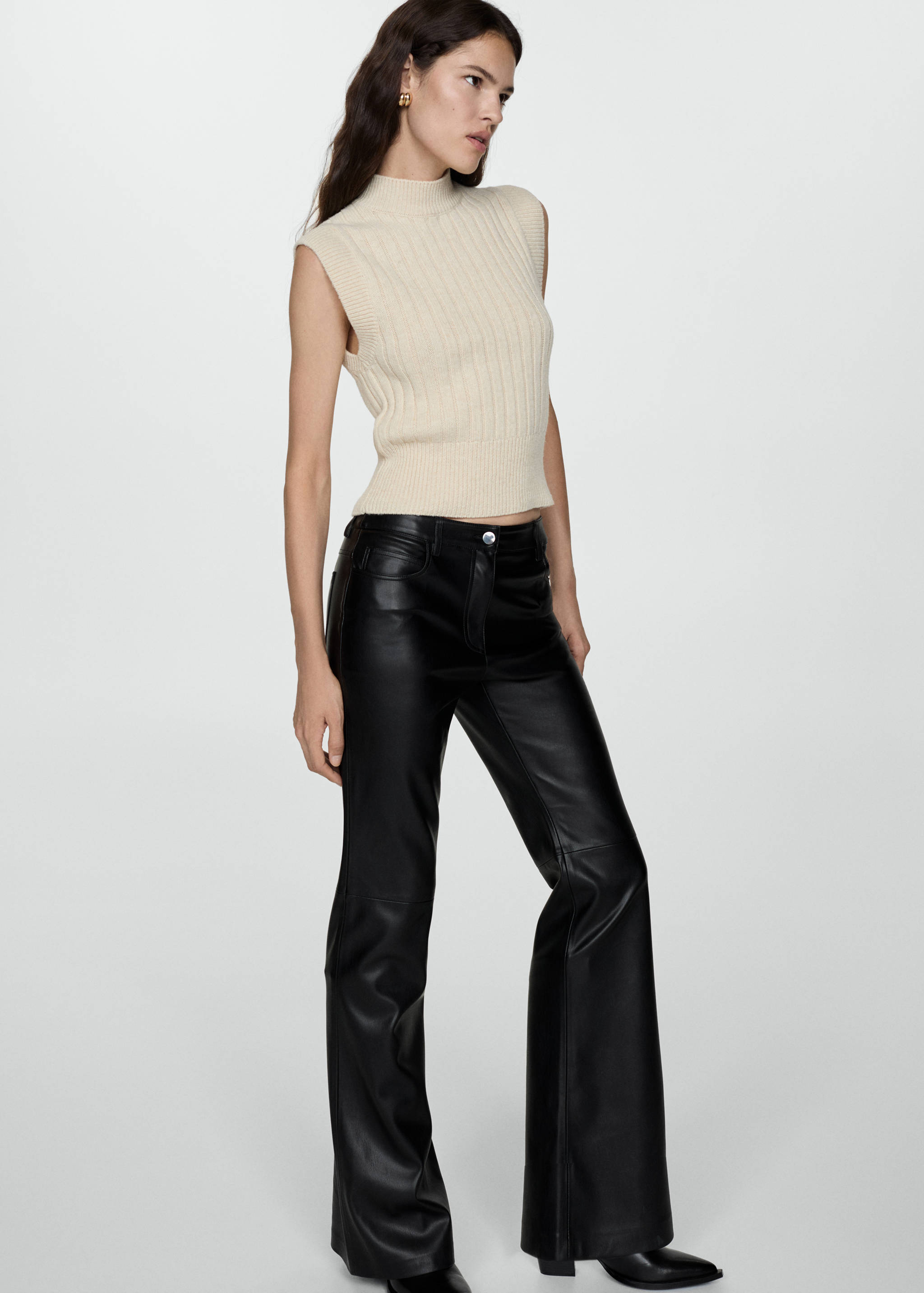 Faux-leather flared trousers - Details of the article 2