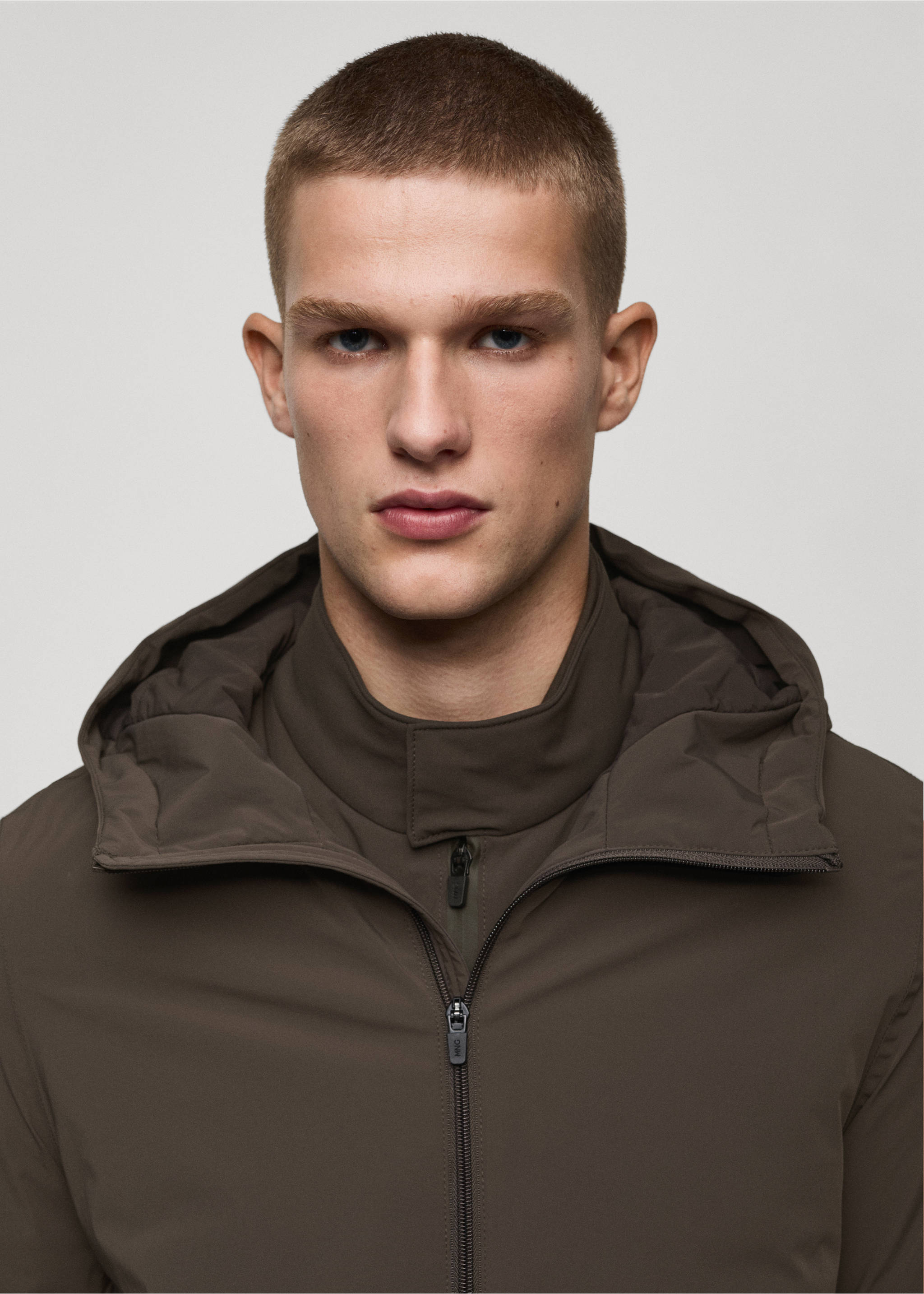 Thermore® waterproof quilted parka with Thermore® padding - Details of the article 1, Brown. Ref: 77075960-00.