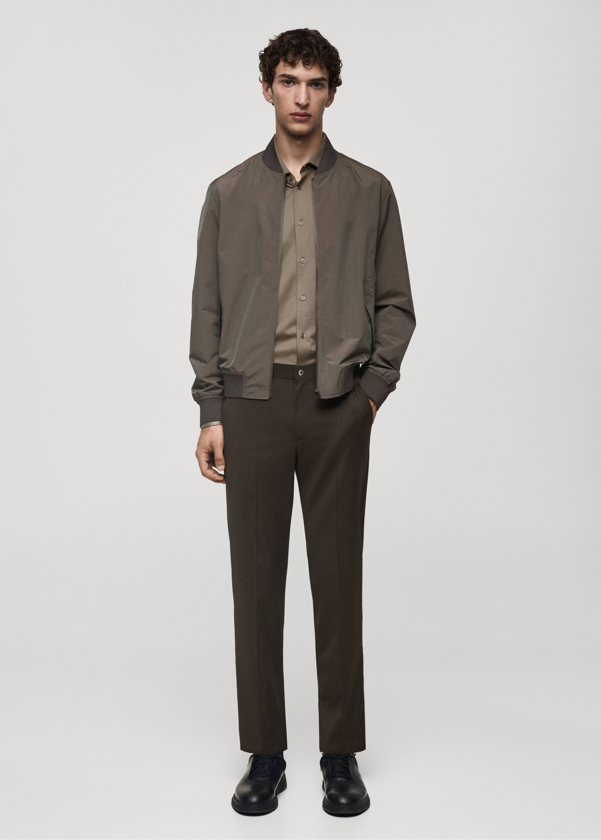 Coolmax® stretch-fabric slim-fit trousers - General plane