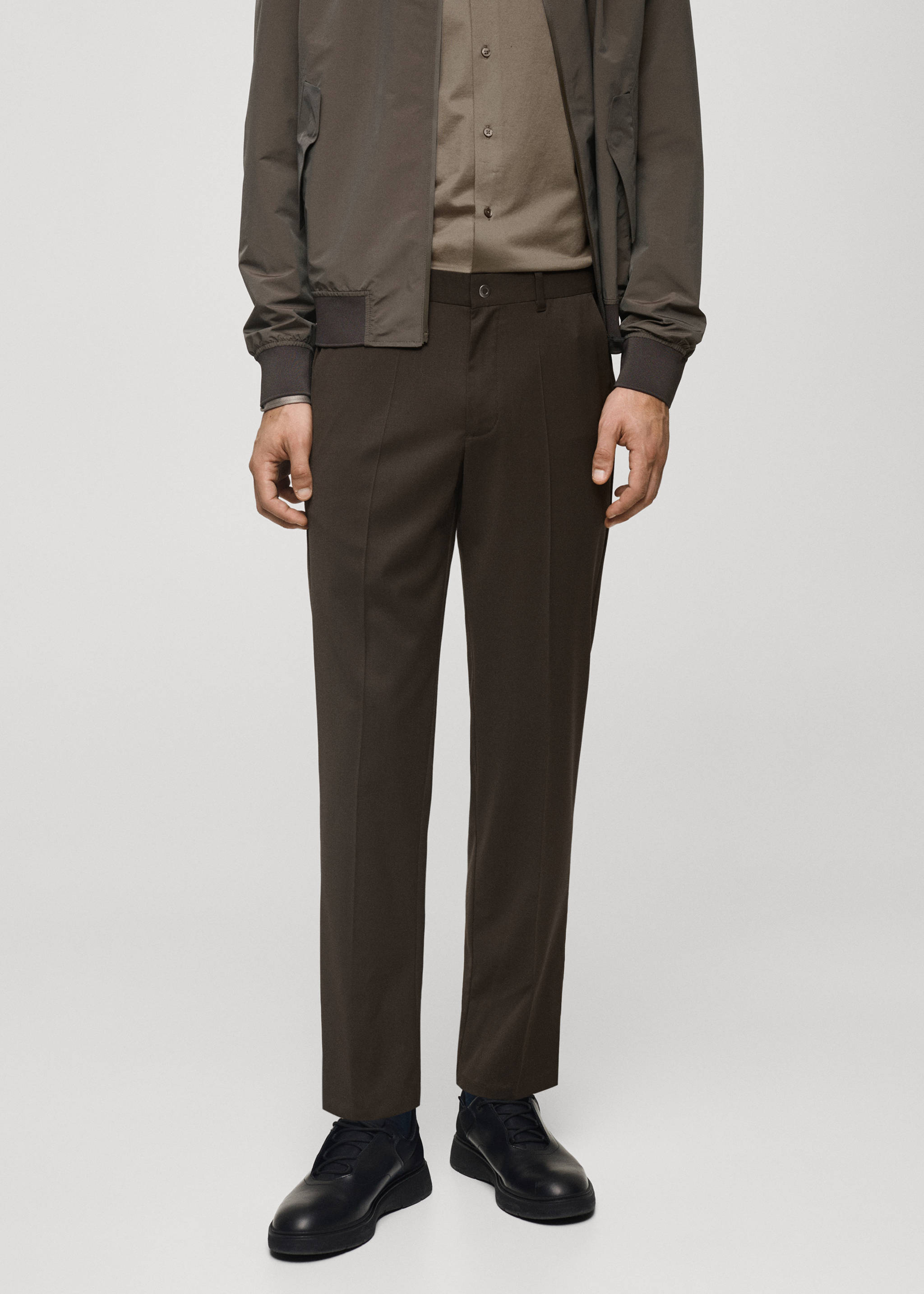 Coolmax® stretch-fabric slim-fit trousers - Medium plane