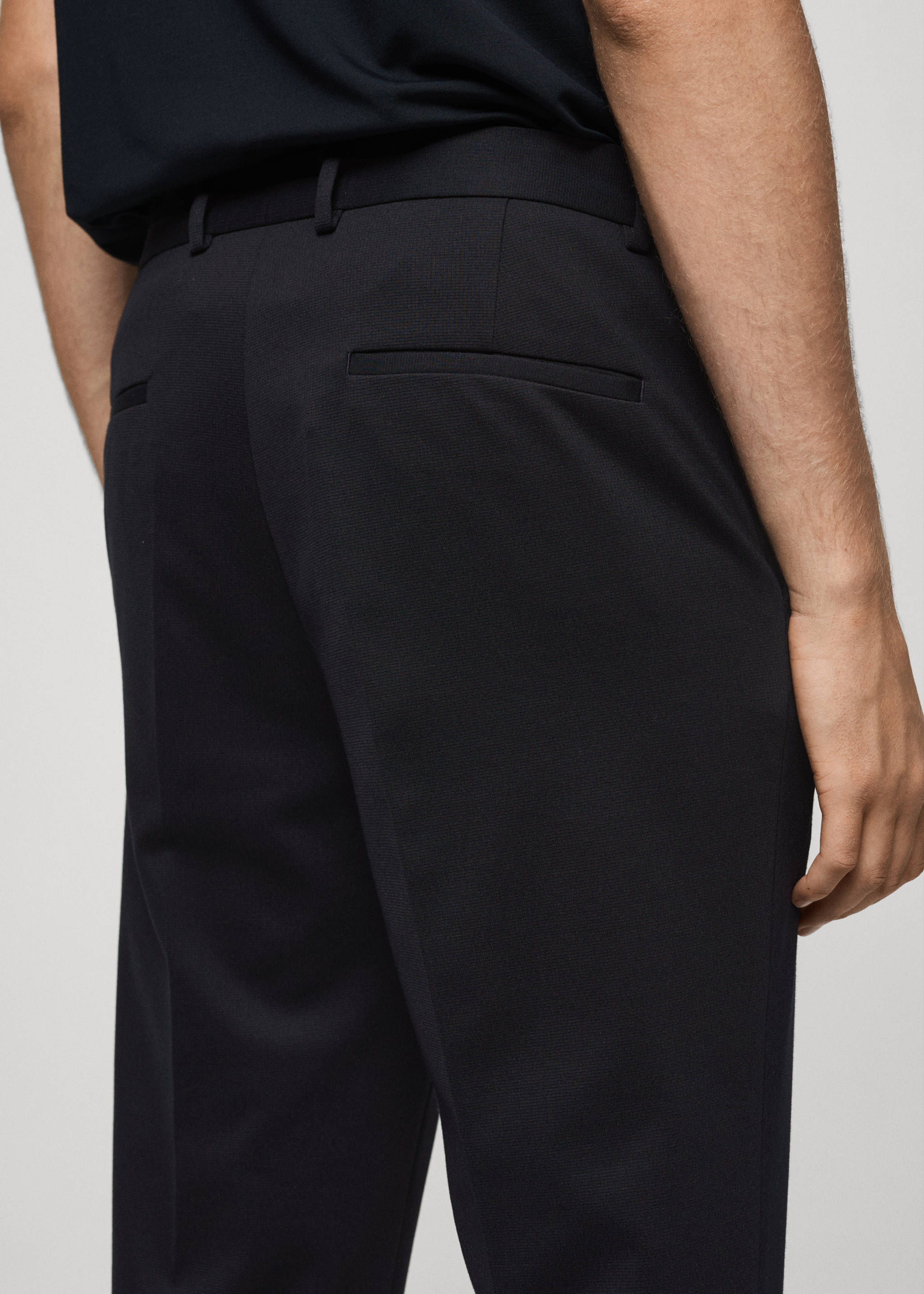 Немнущиеся костюмные брюки из ткани стретч - Деталь изделия 6