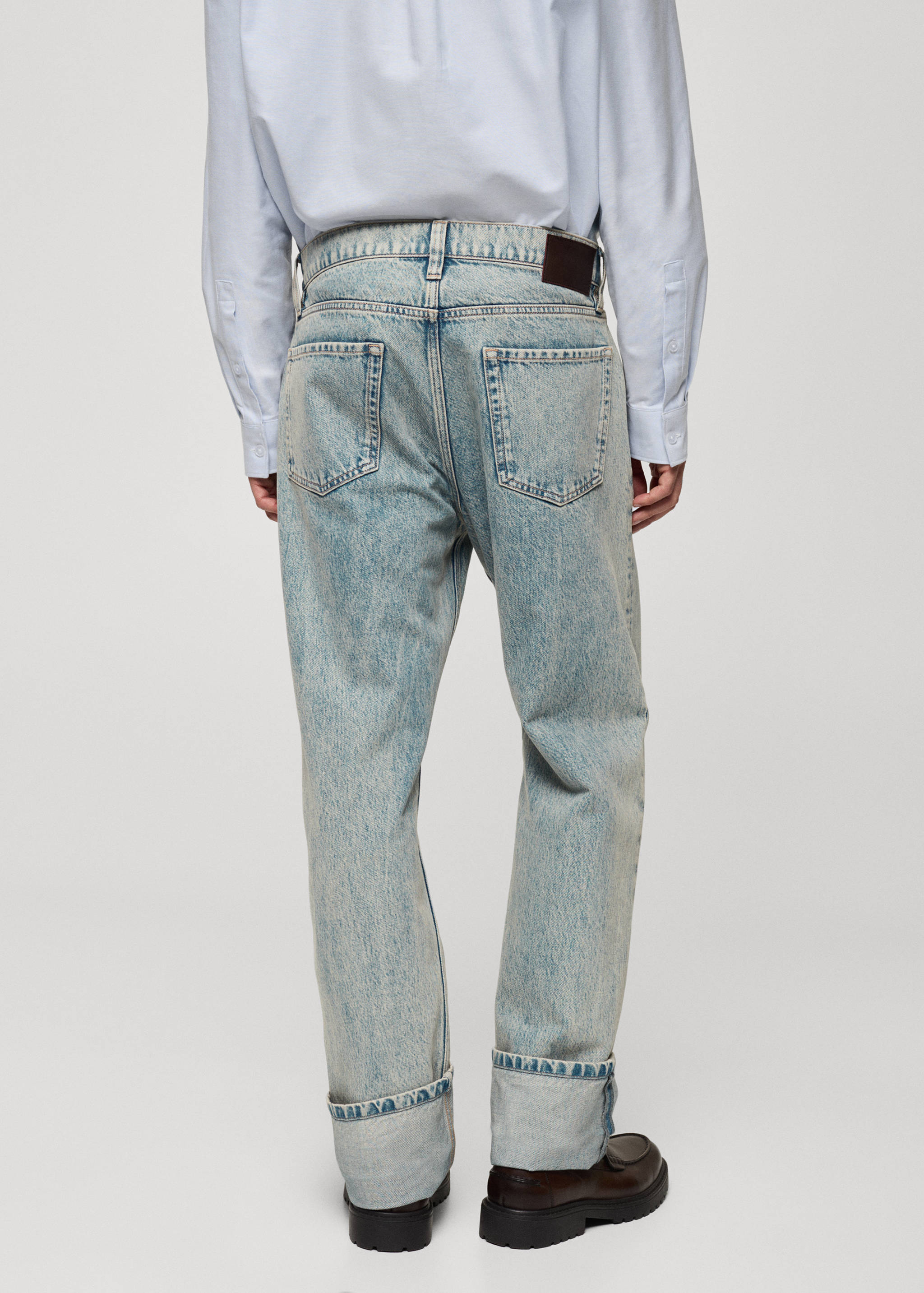 Jean straight-fit à revers - Verso de l’article