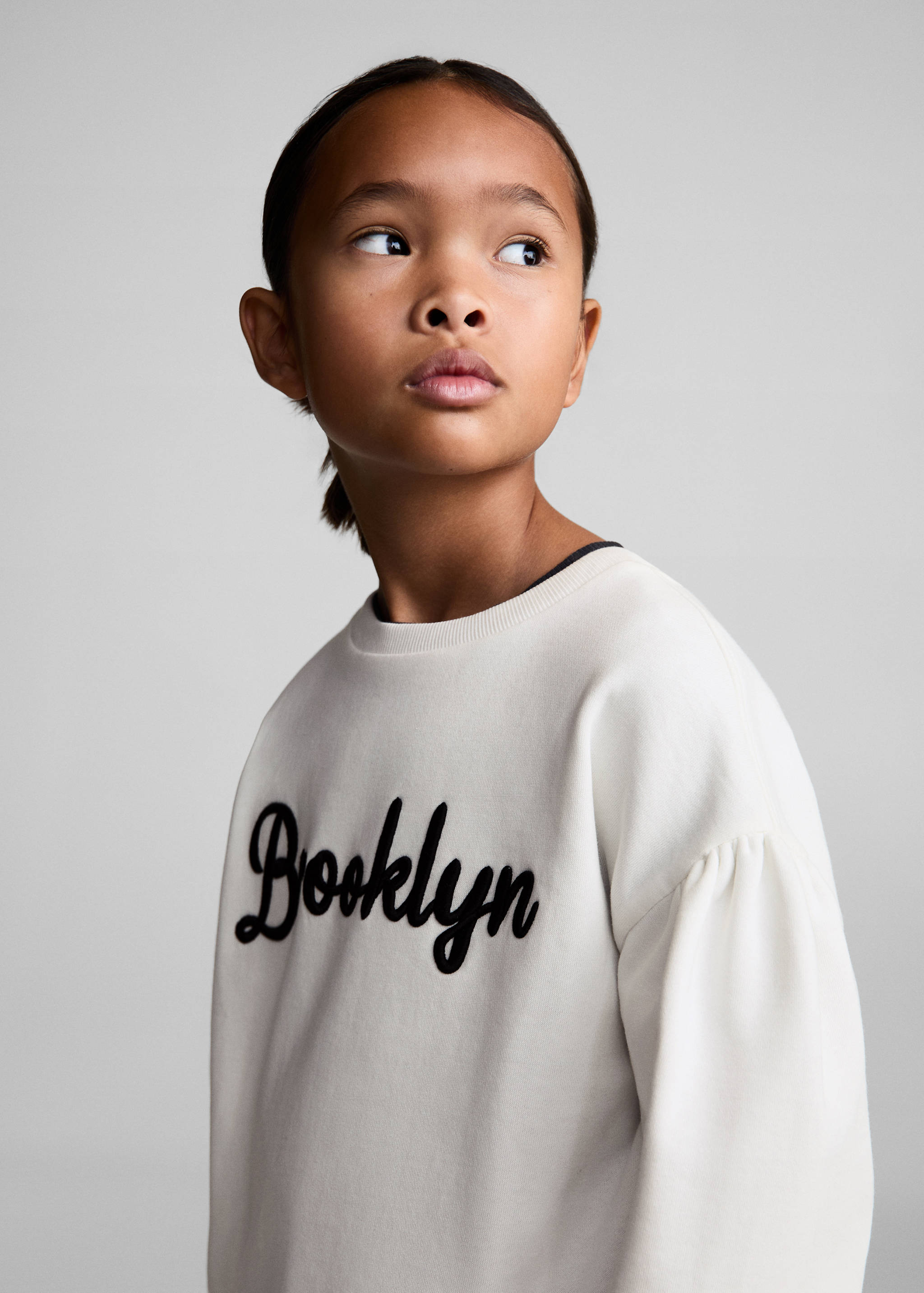 Embroidered detail cotton sweatshirt - Details of the article 1