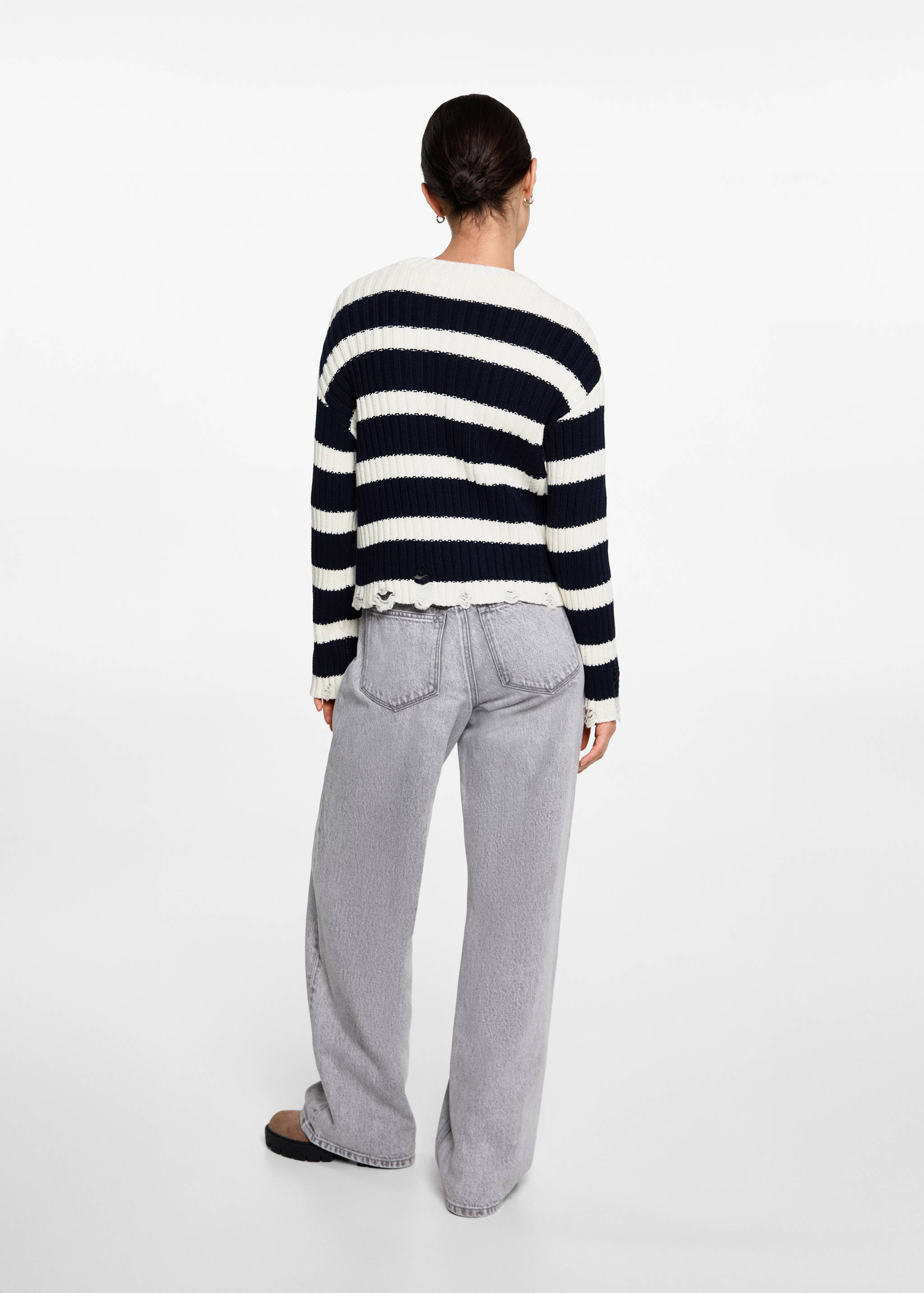 Gestreifter Strickpullover - Rückseite des Artikels