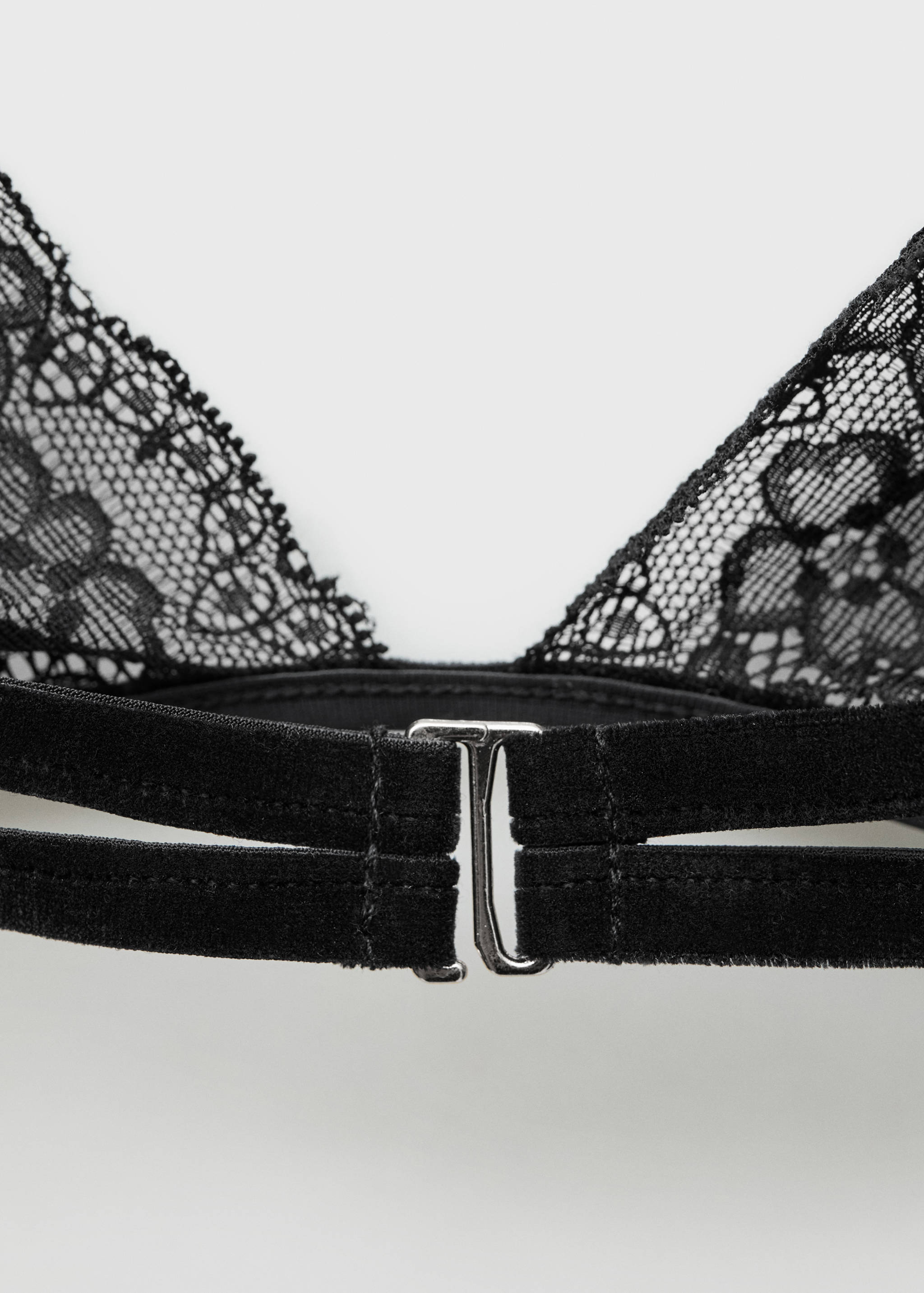 Lace triangle bra - Details of the article 0