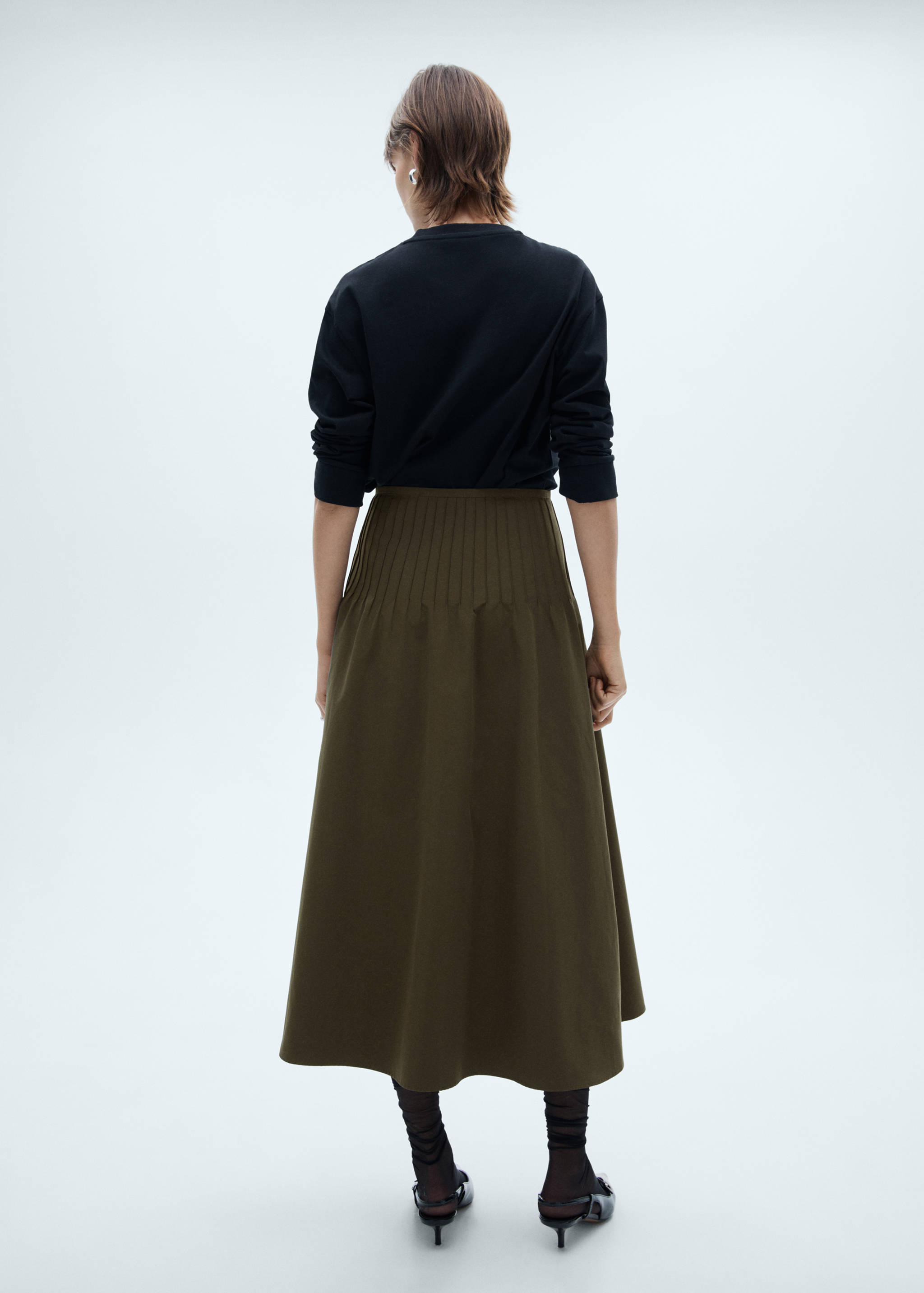 Flared skirt with pleated detail - Reverse of the article