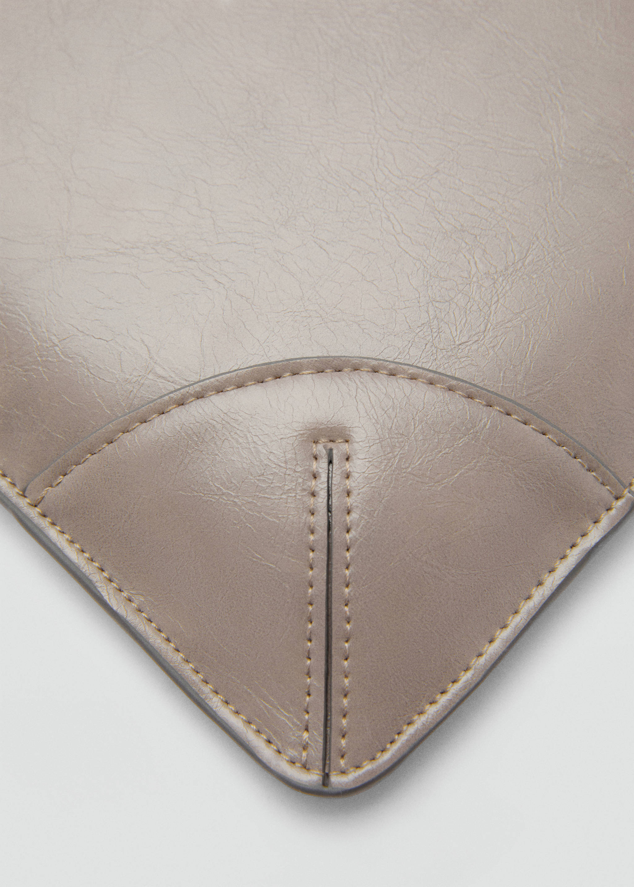 Laptop case with seam detail - Details of the article 1