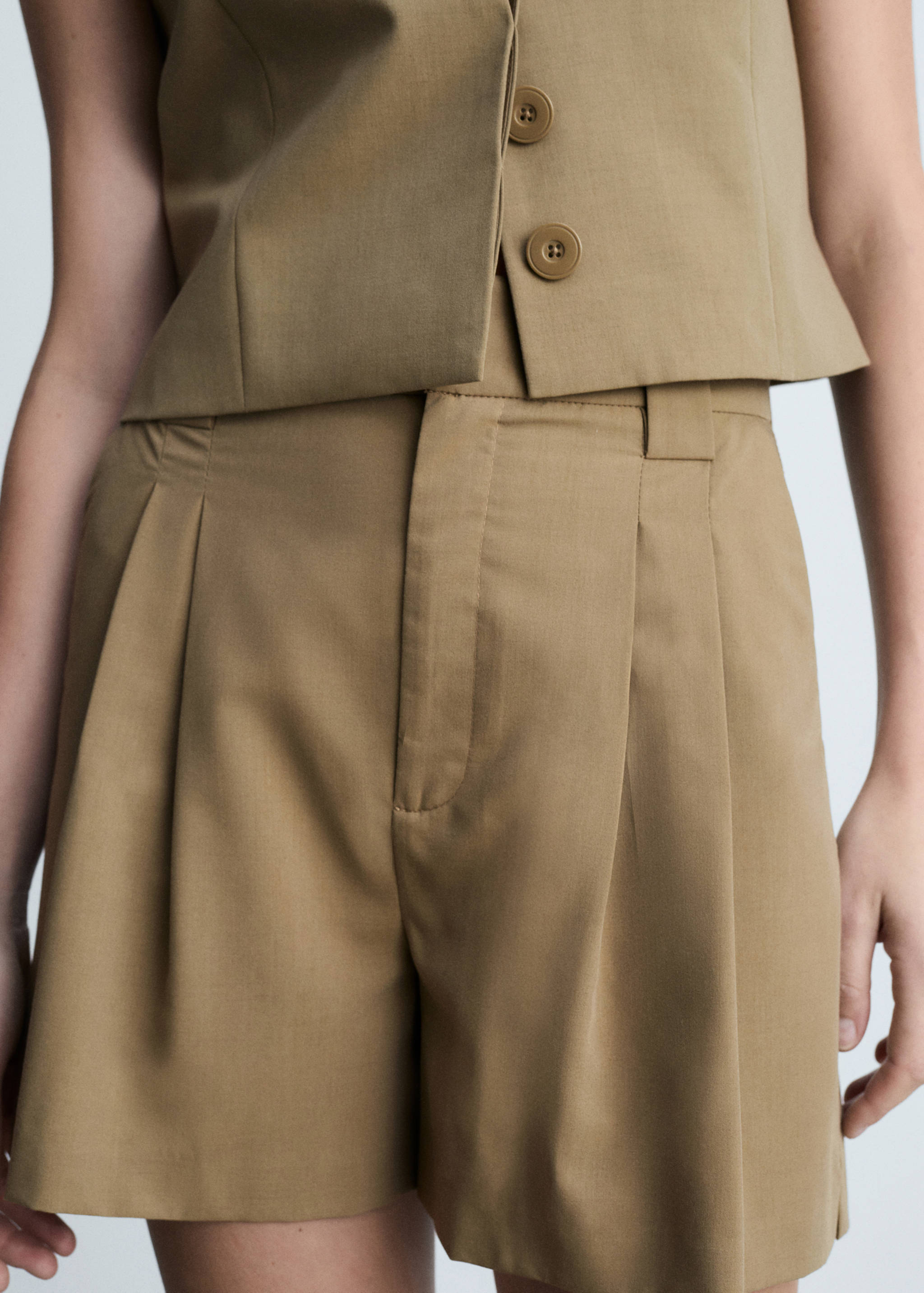 Bermuda tailleur pinces - Détail de l'article 6