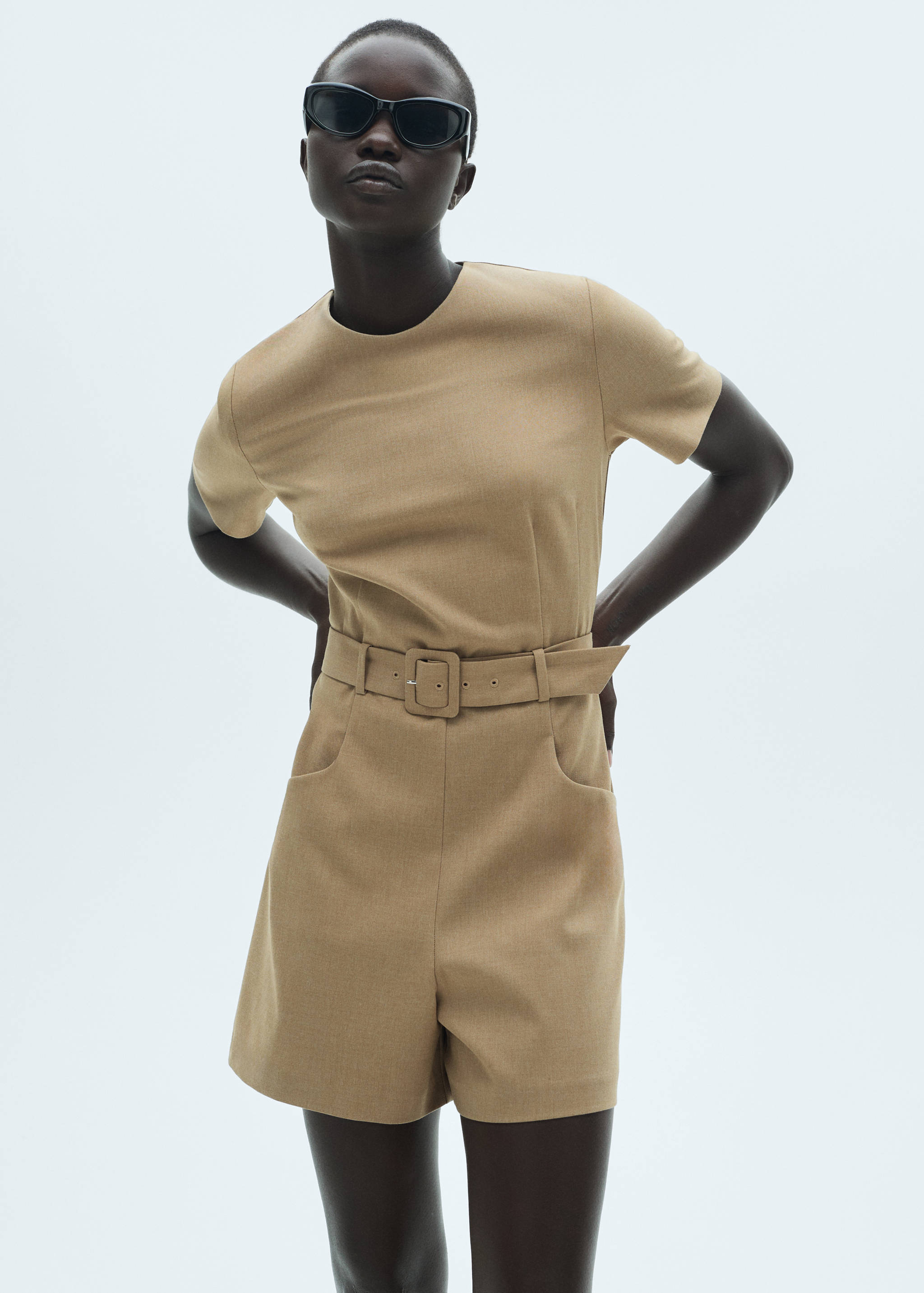 Belt short jumpsuit - Medium plane