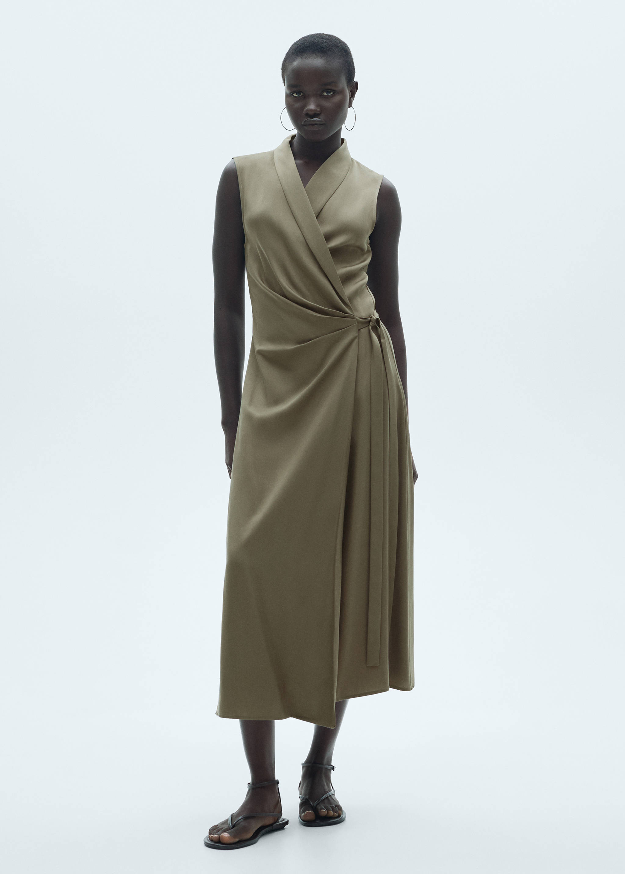 Lyocell dress with knot detail - General plane