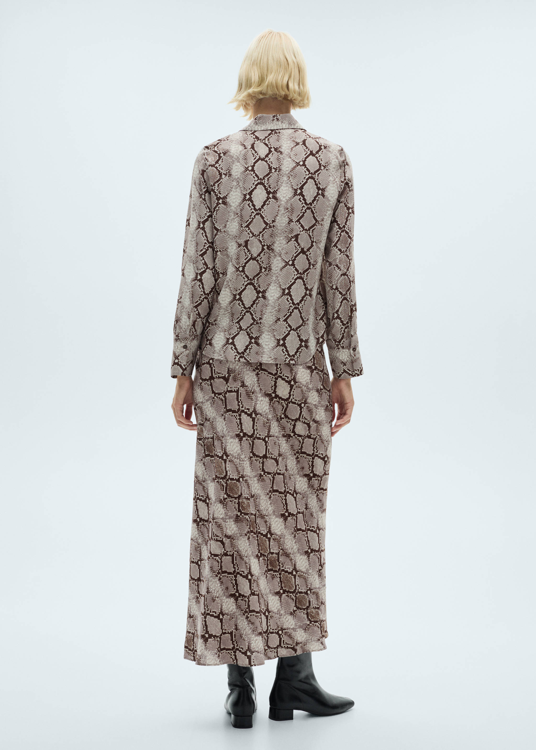 Длинная юбка с анималистическим принтом - Обратная сторона изделия