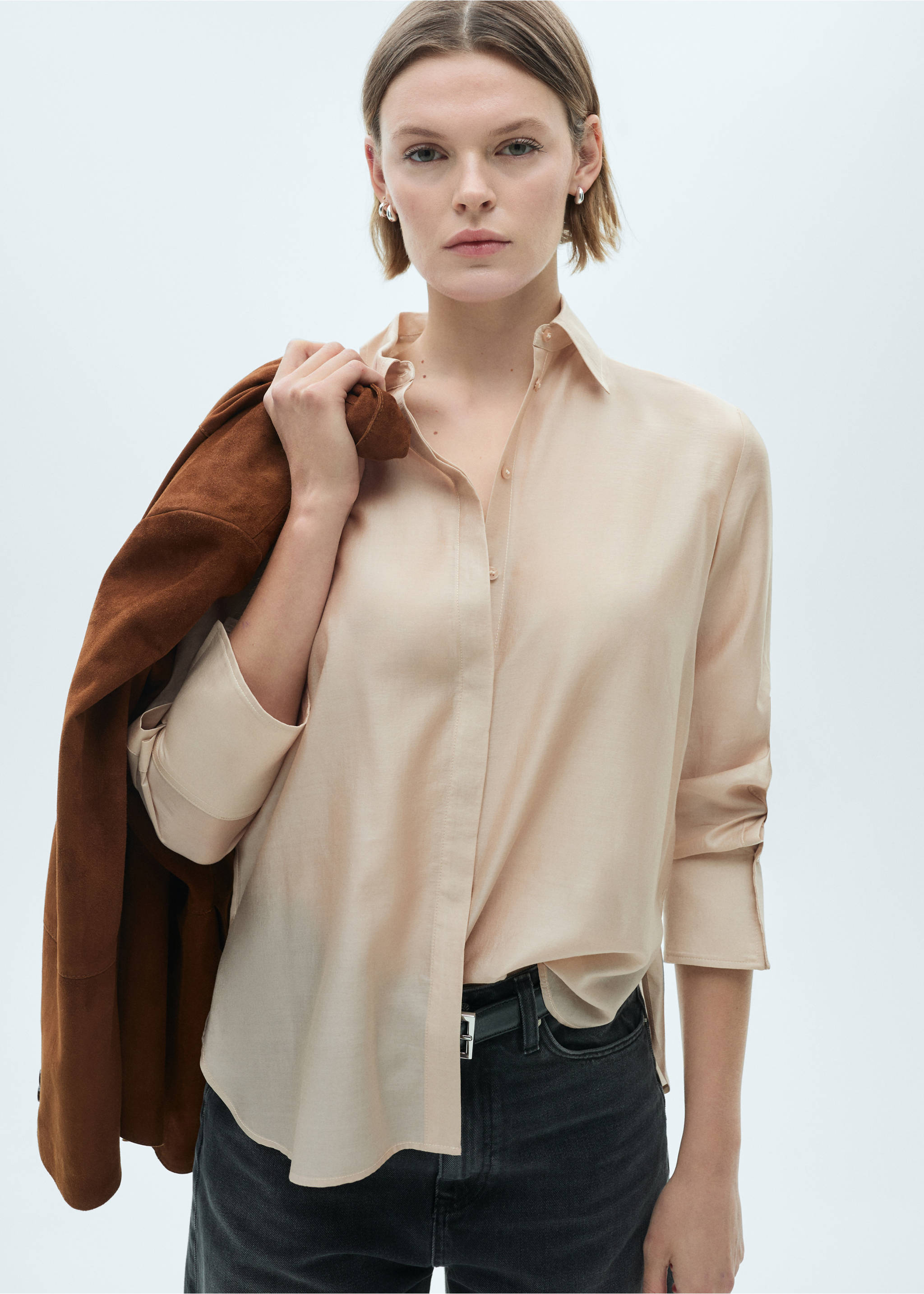 Satin lyocell shirt - Средний план, Бежевый. Ref: 77077680-00.