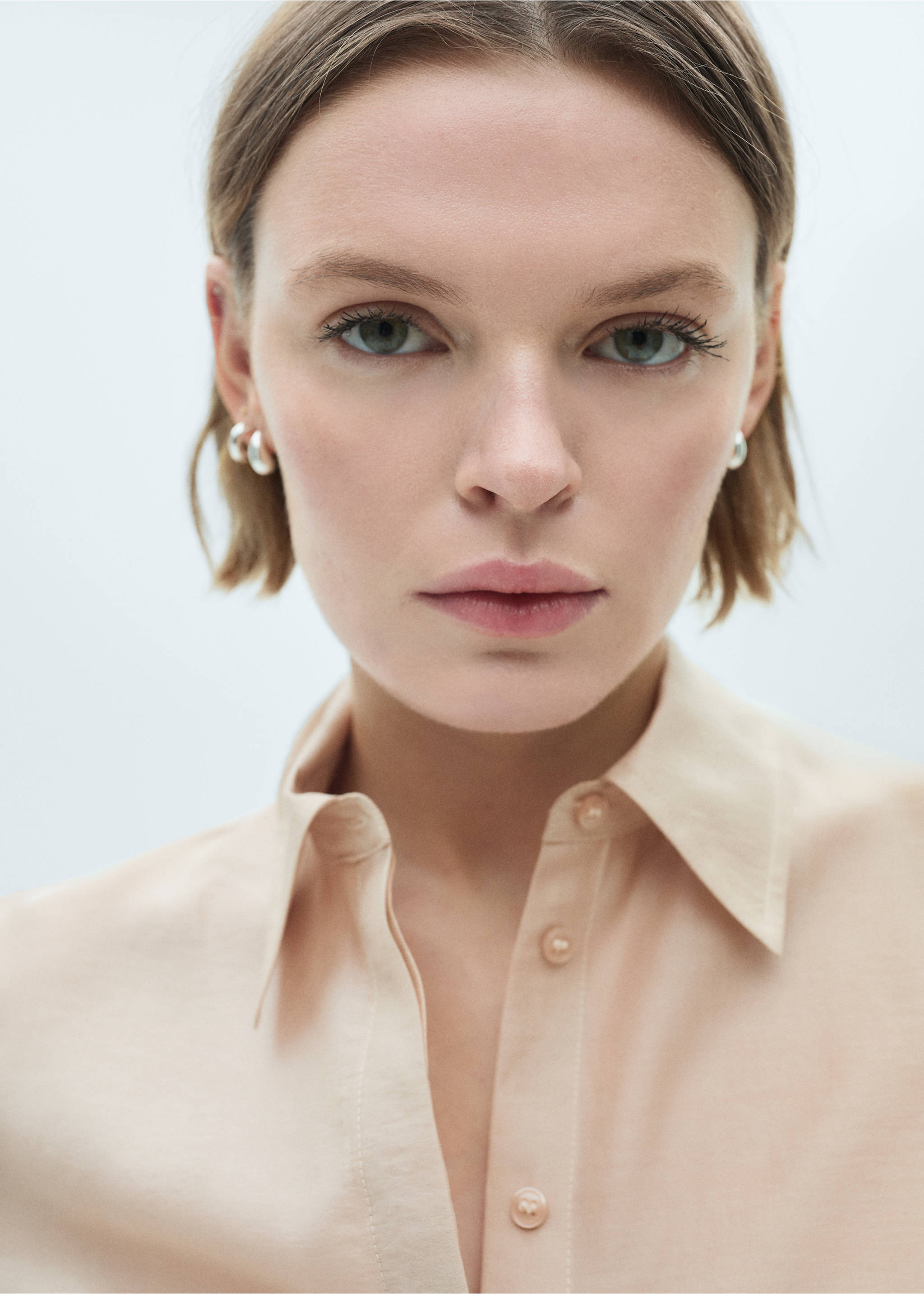 Satin lyocell shirt - Деталь изделия 1, Бежевый. Ref: 77077680-00.