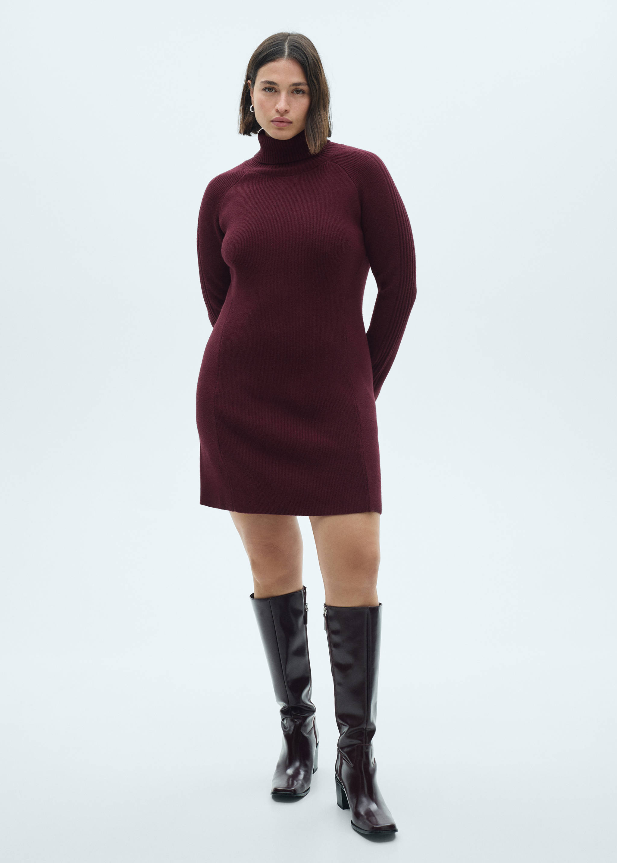 Short knitted turtleneck dress - Details of the article 3