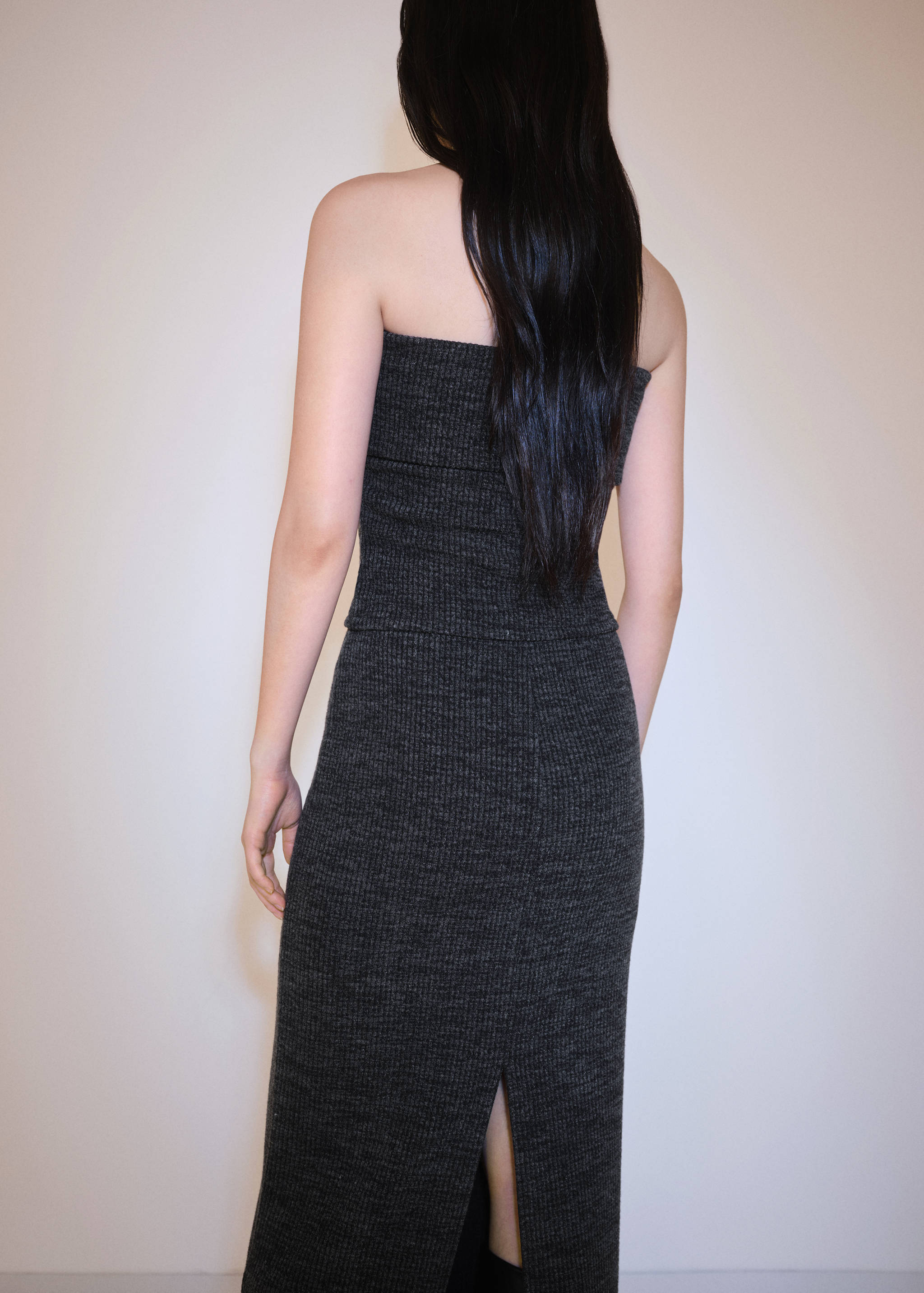 Top with turn-down neckline - Reverse of the article