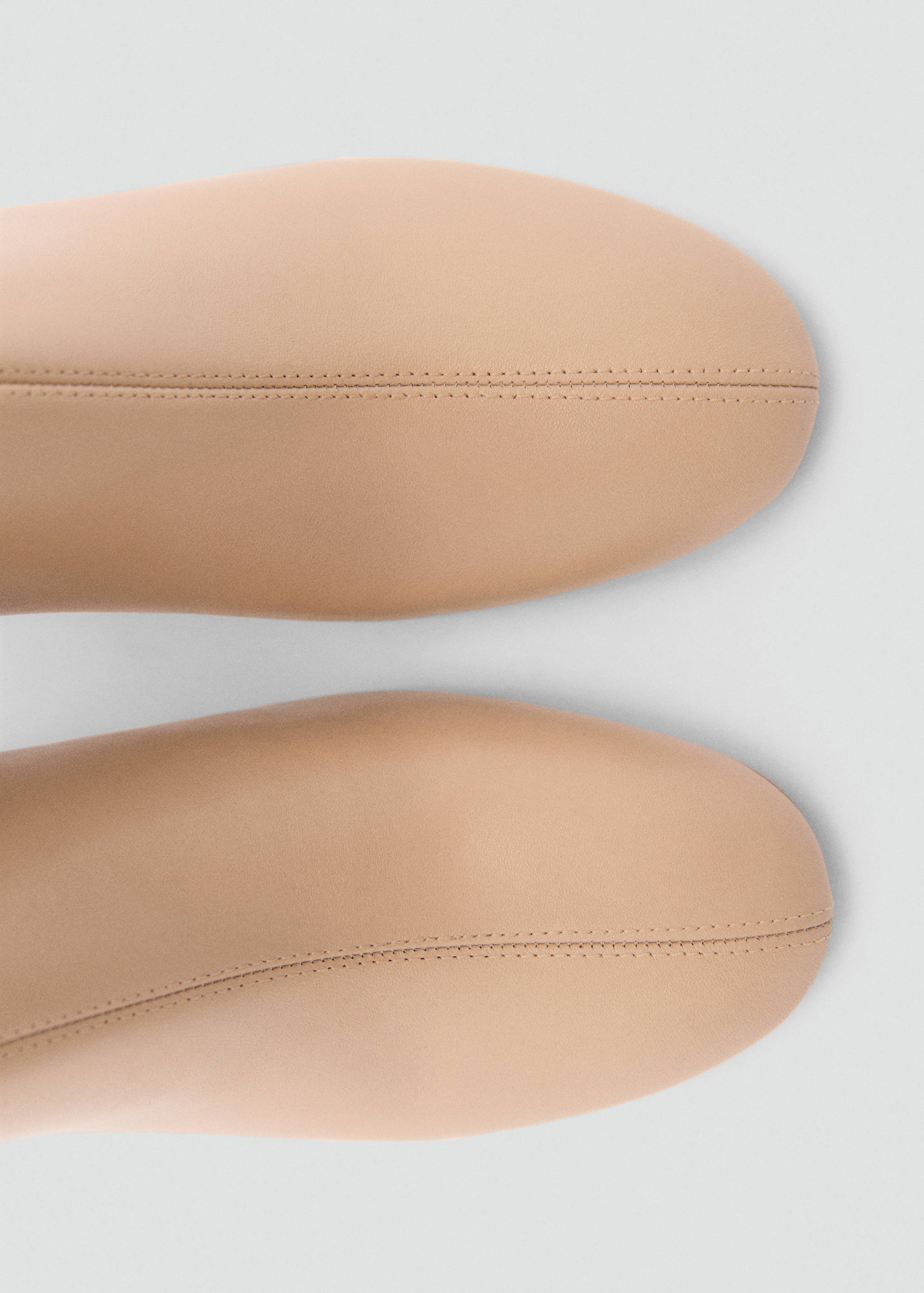 Tall leather boots - Details of the article 2