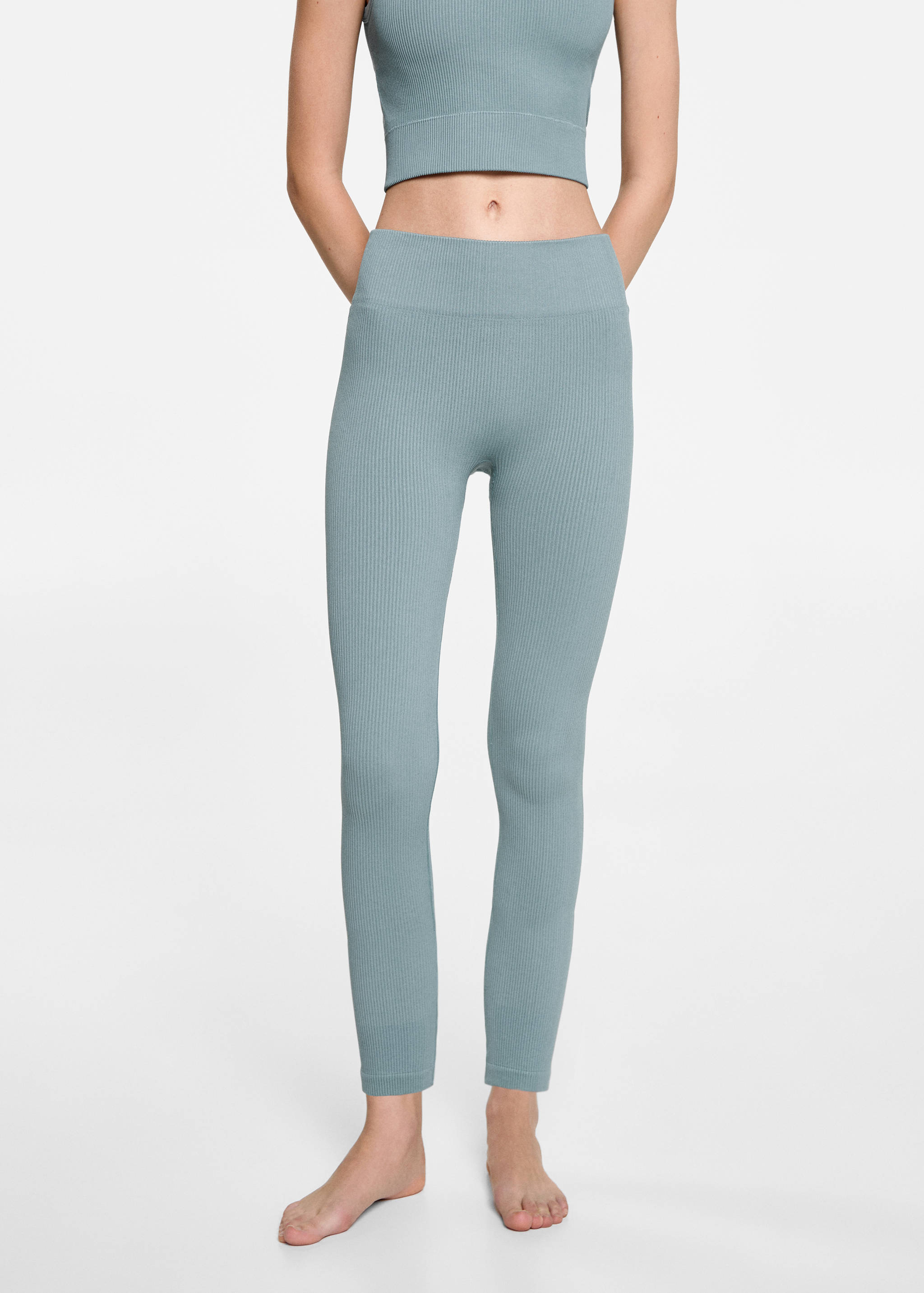 Legging de sport maille côtelée - Plan moyen