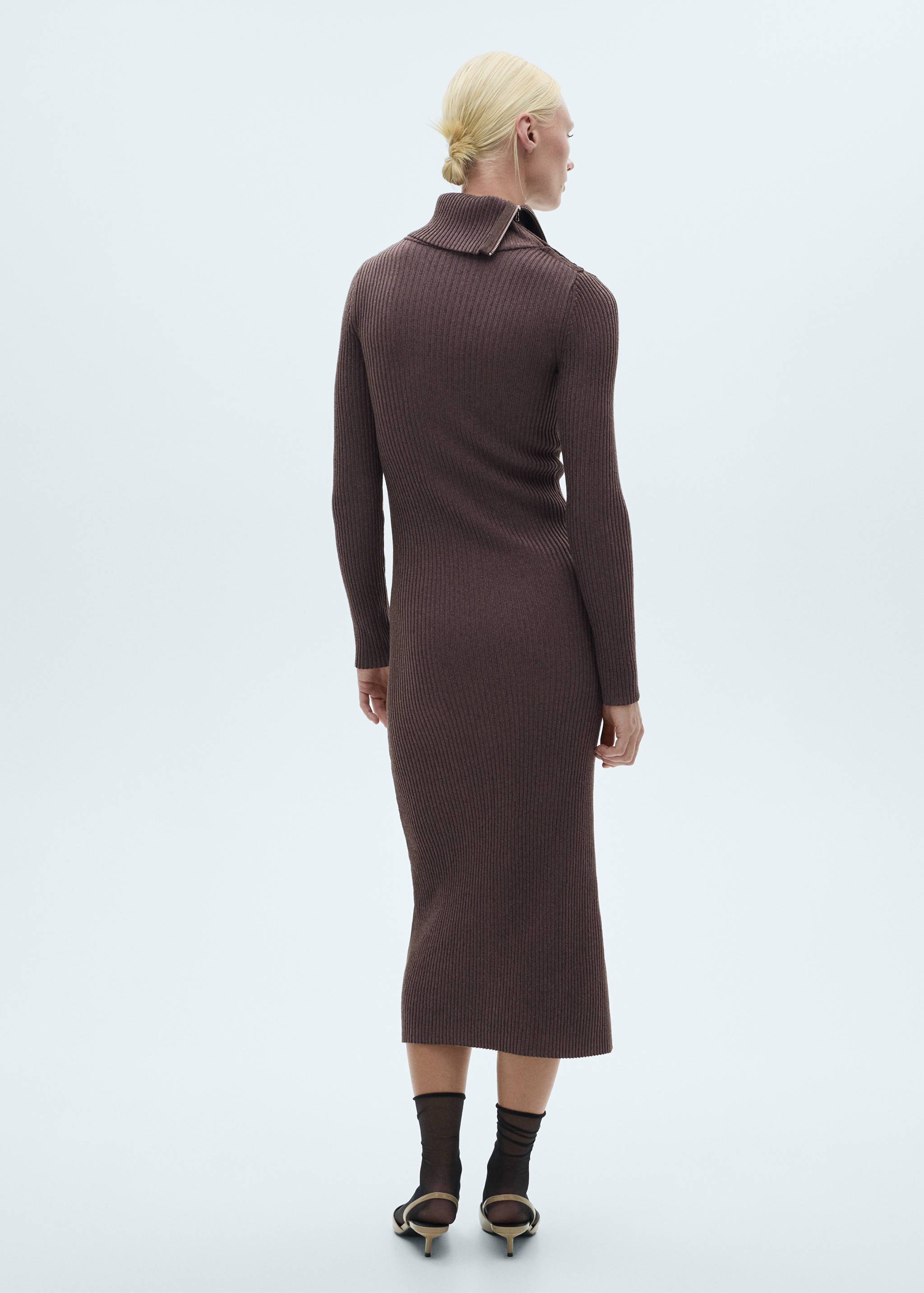 Ribbed lapel collar dress - Reverse of the article