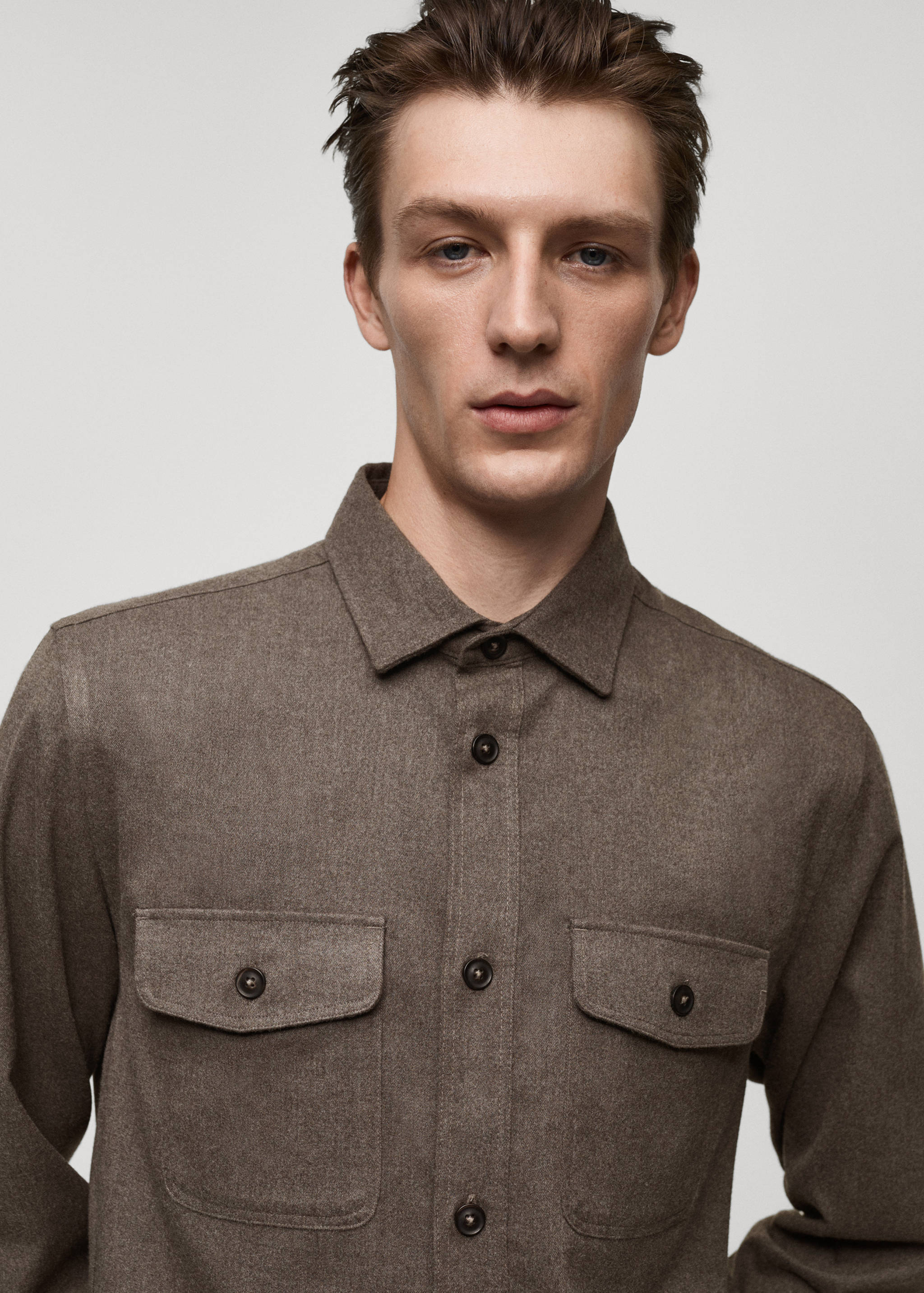 Regular-fit flannel overshirt with pockets - Details of the article 1