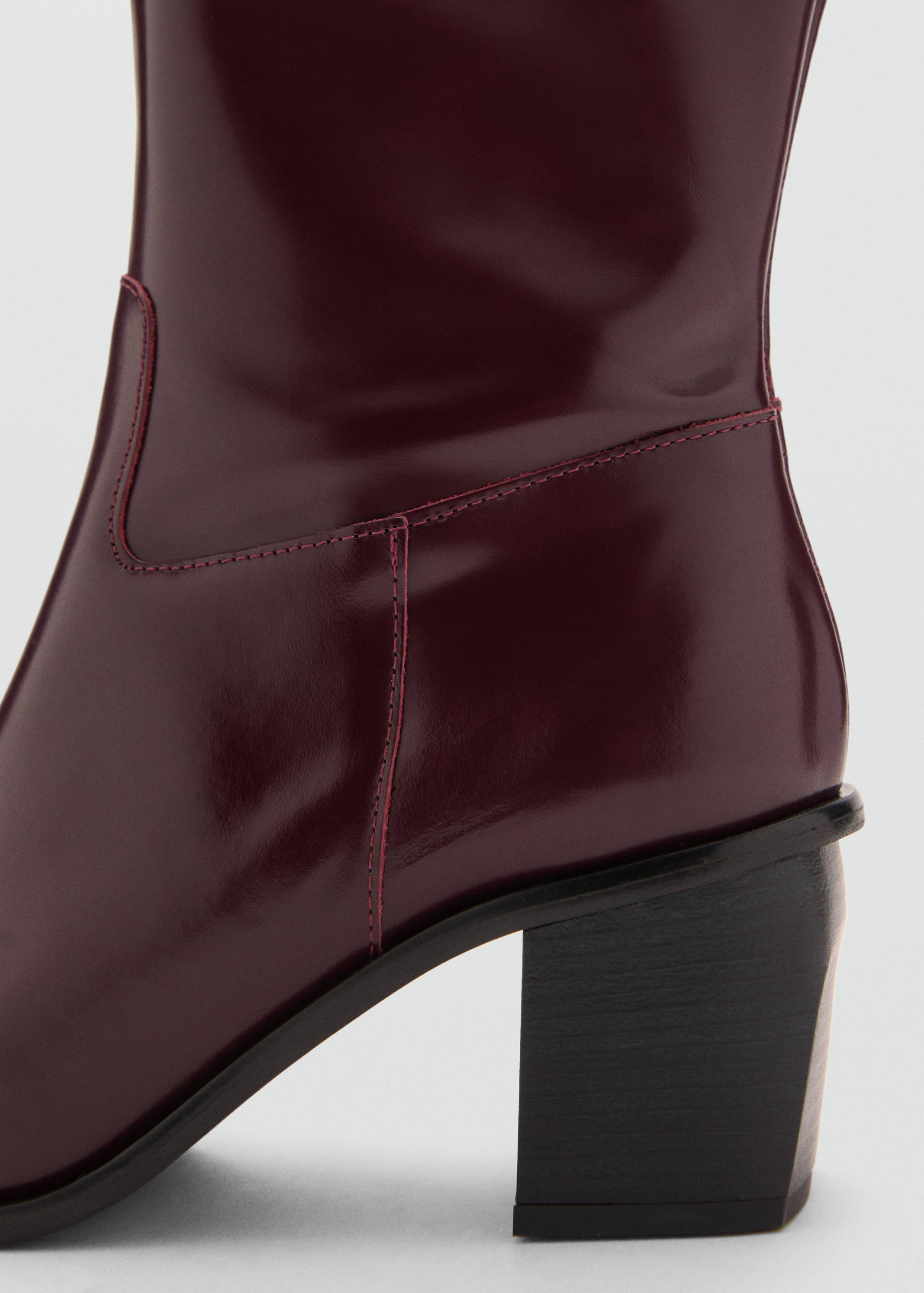 Leather boots with zip - Details of the article 1