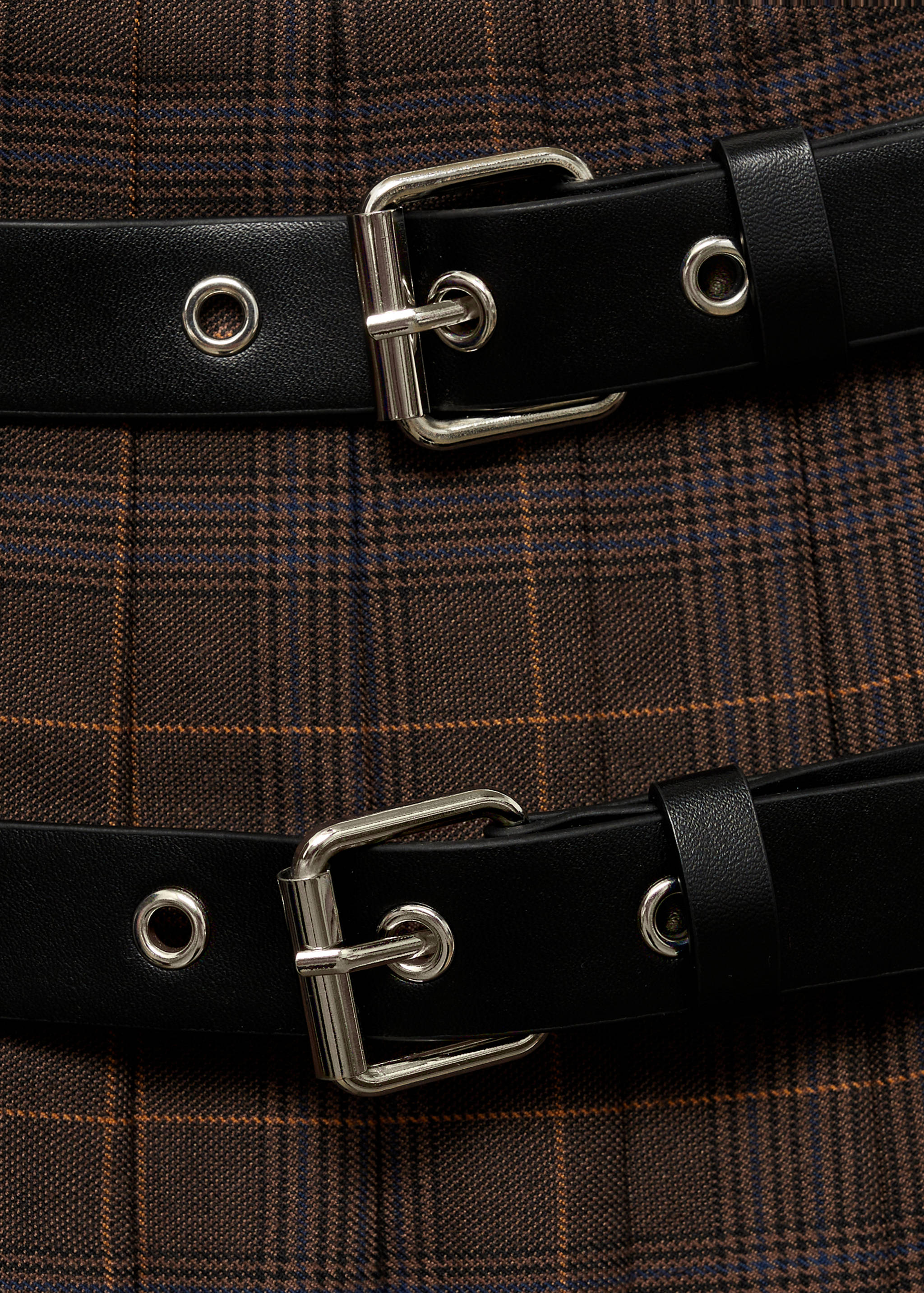 تنورة كاروهات مطوية - تفاصيل المنتج 8