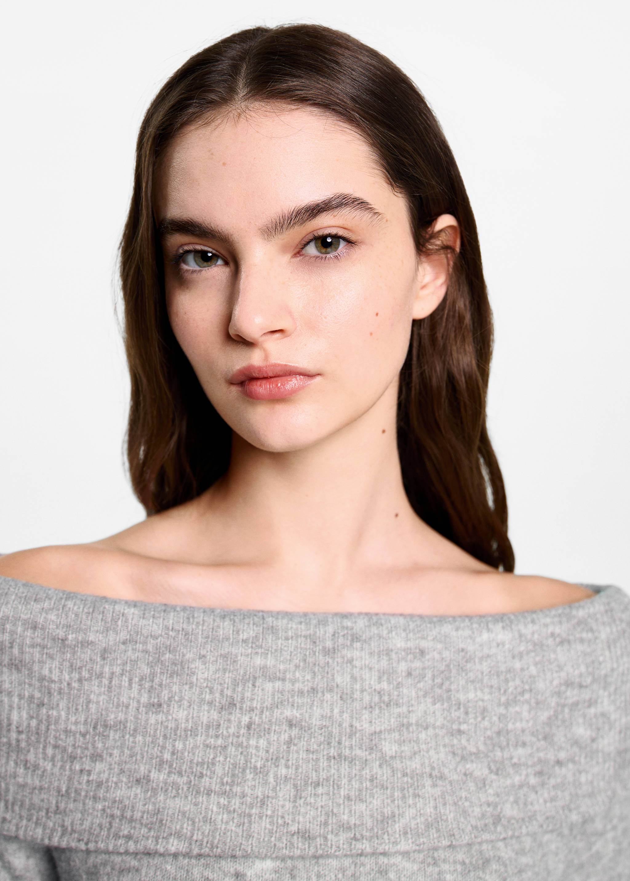 Off-shoulders dress - Details of the article 1