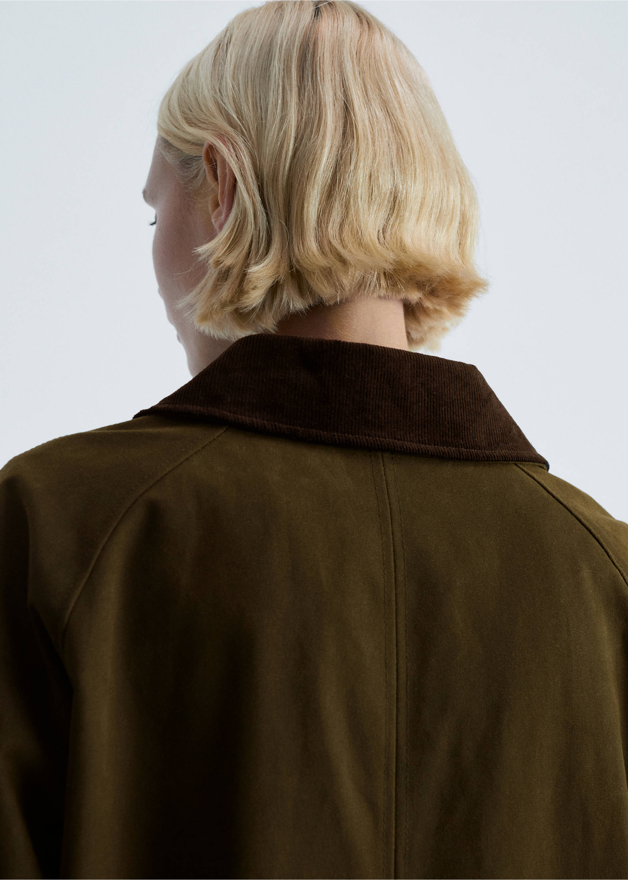 Long corduroy collar parka - Details of the article 3, Khaki. Ref: 77078277-00.