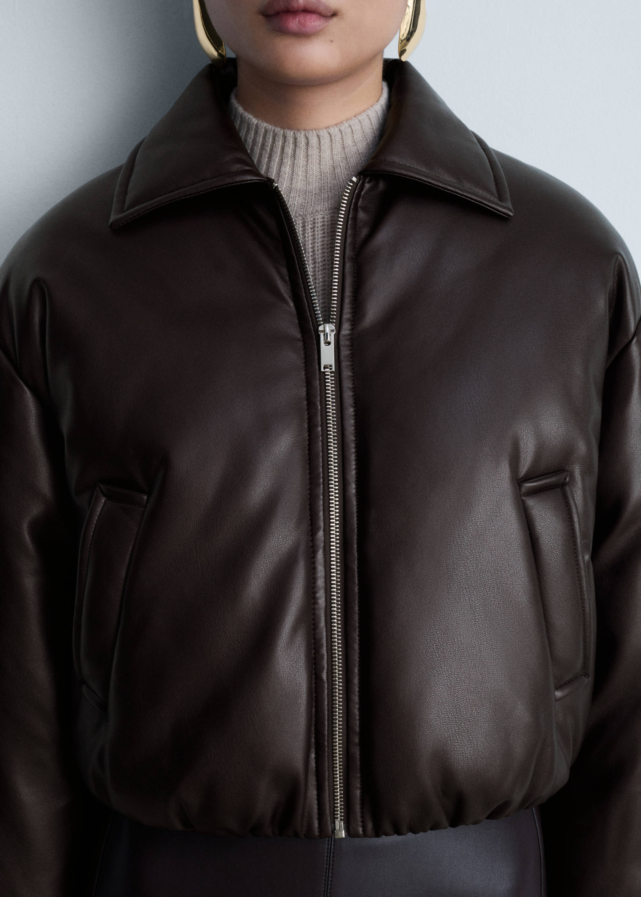 Quilted bomber jacket - Details of the article 6